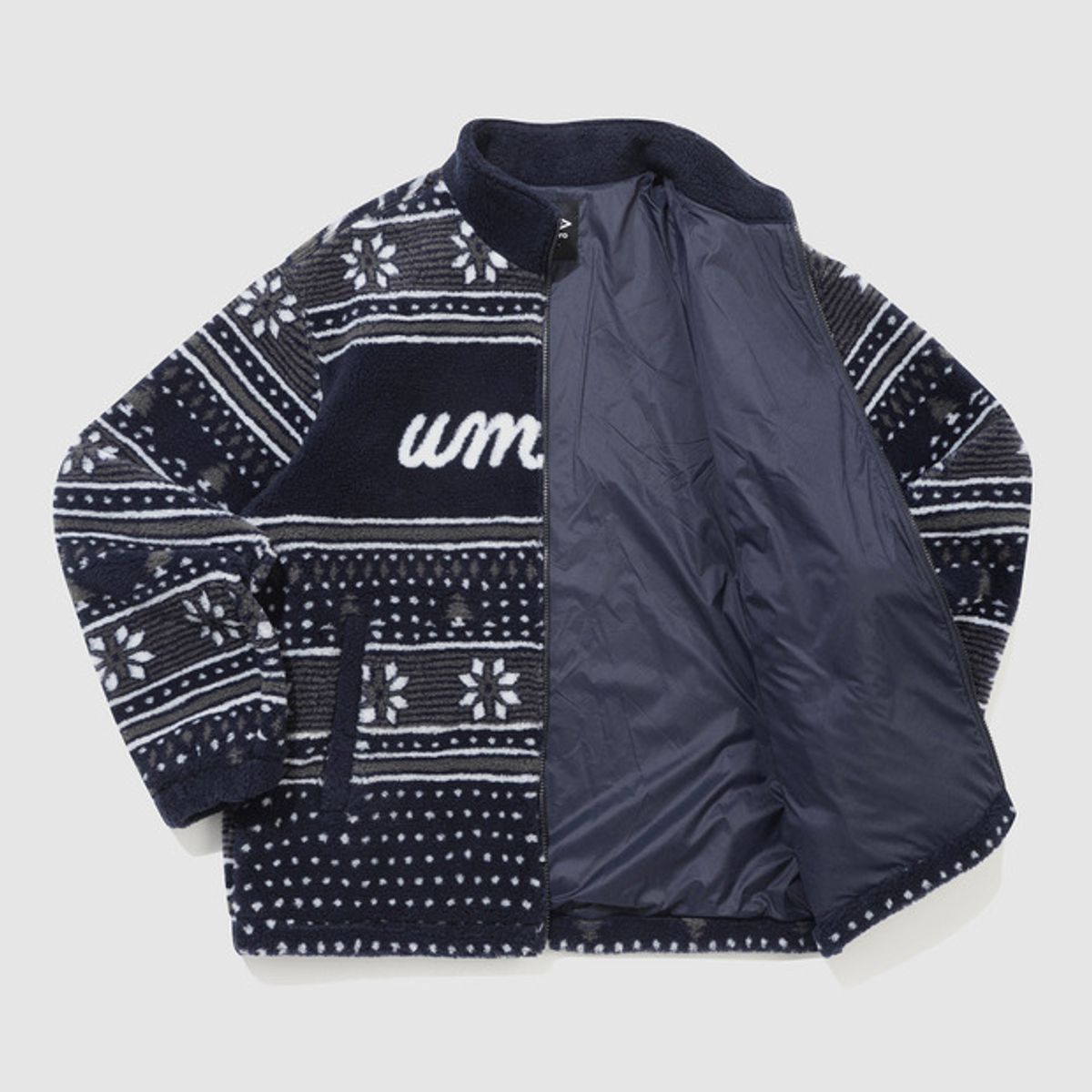 엄브로(UMBRO) 노르딕 패턴 플리스 스탠넥 자켓 네이비 UQ323CFJ92