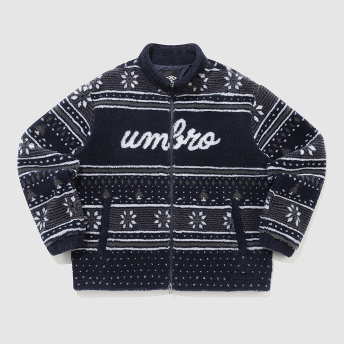 엄브로(UMBRO) 노르딕 패턴 플리스 스탠넥 자켓 네이비 UQ323CFJ92