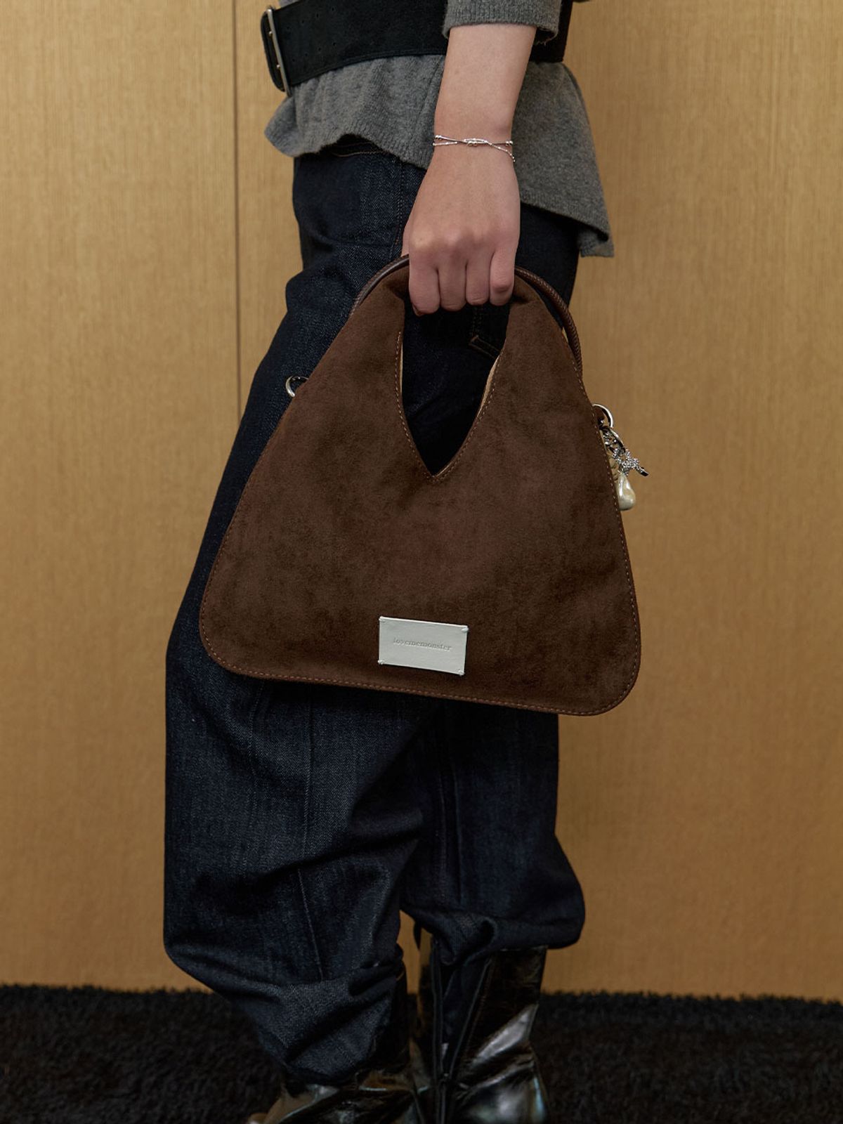 러브미몬스터(LOVE ME MONSTER) Multi Knot Suede Tote Bag (L253MBA010)