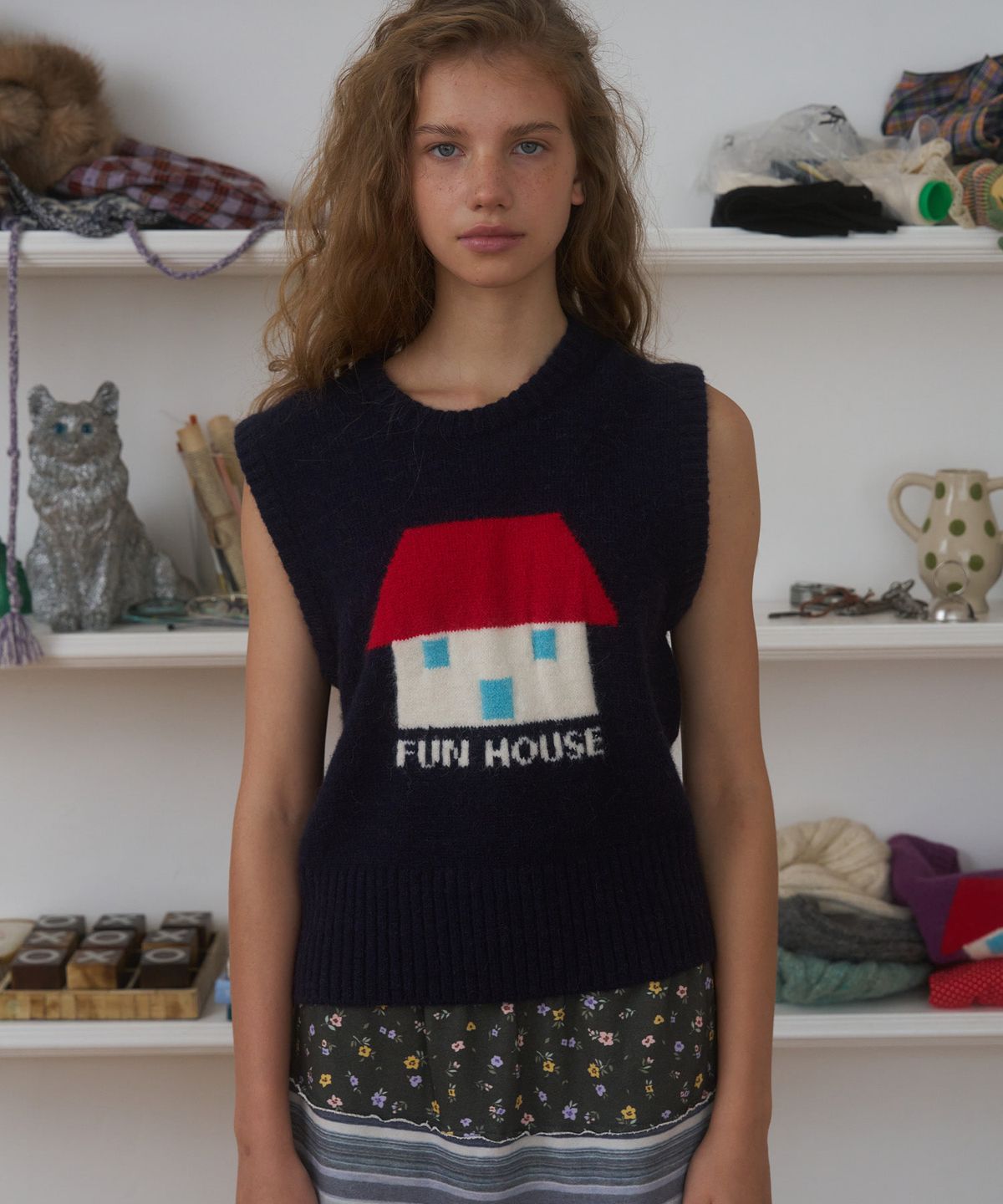 펀프롬펀(FUNFROMFUN) Fun House Knit Vest, Navy