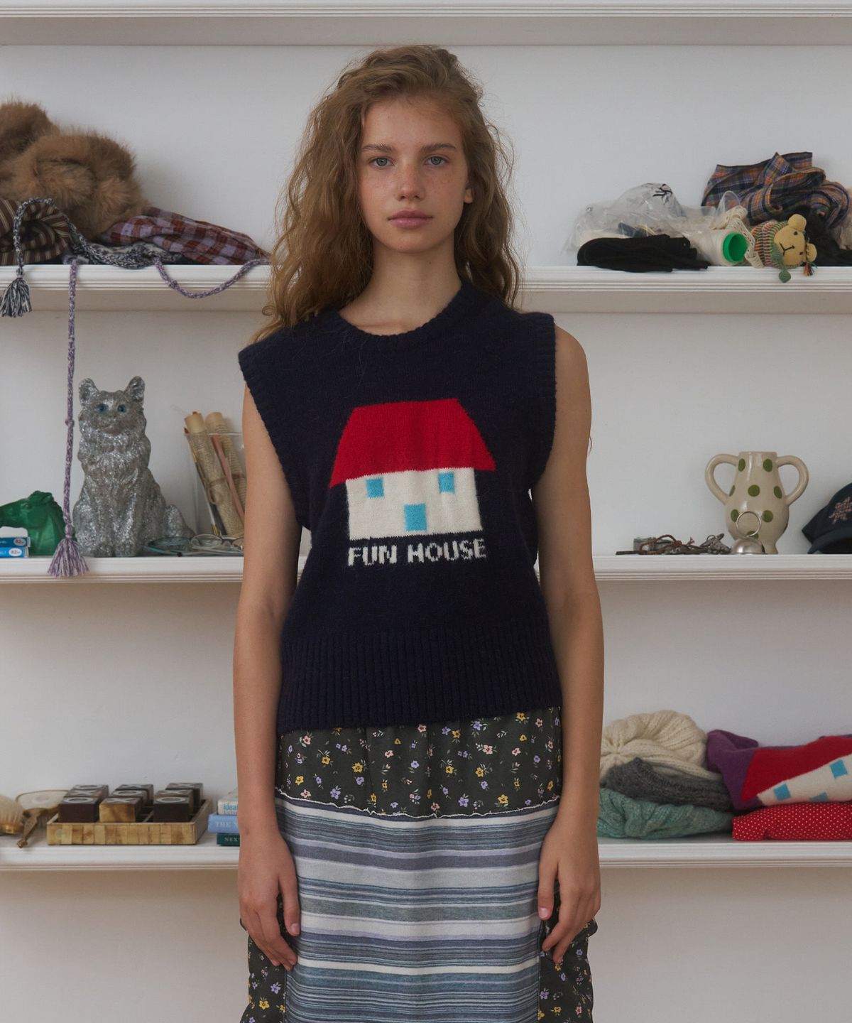 펀프롬펀(FUNFROMFUN) Fun House Knit Vest, Navy