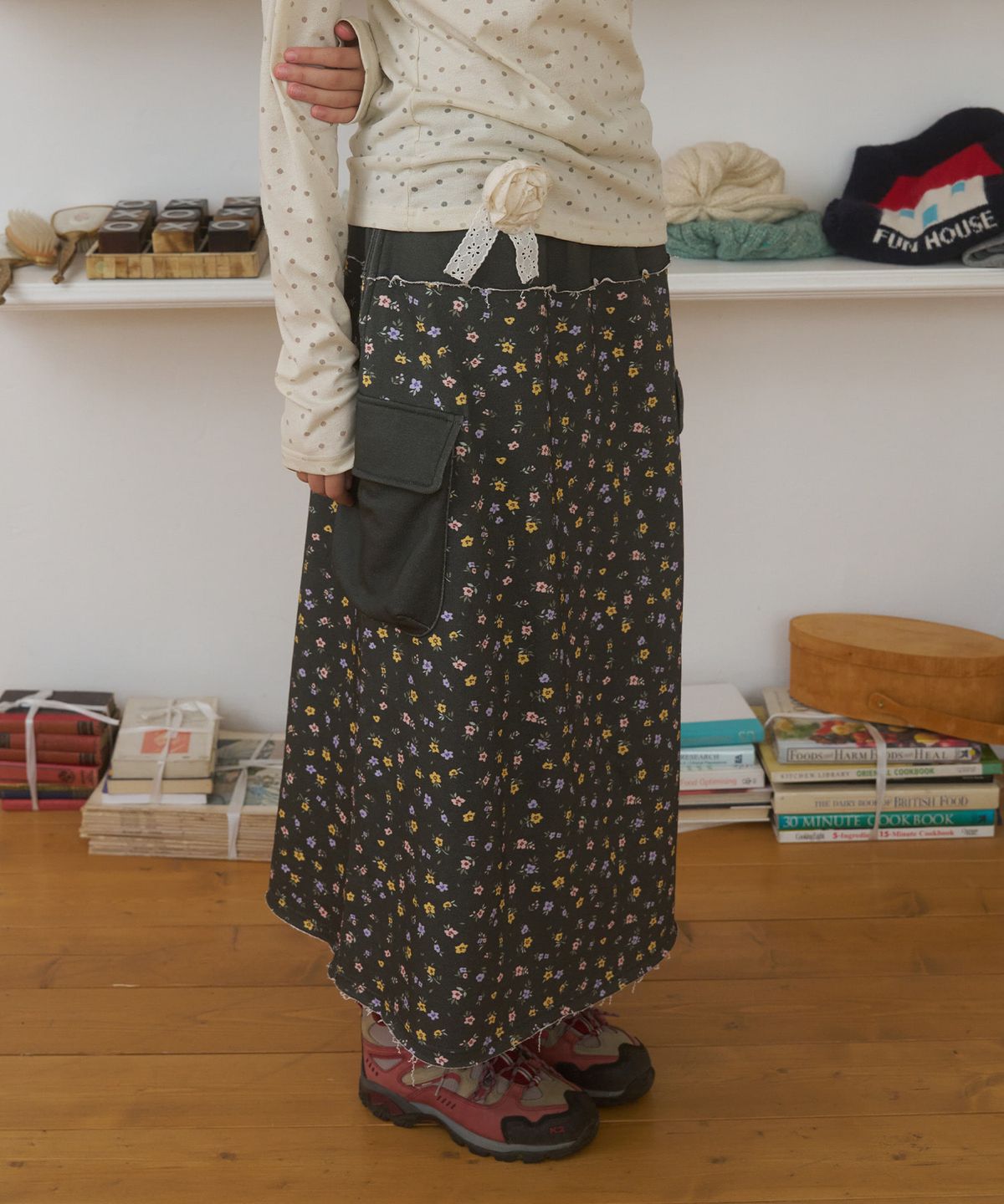 펀프롬펀(FUNFROMFUN) Pocket Long Skirt, Black