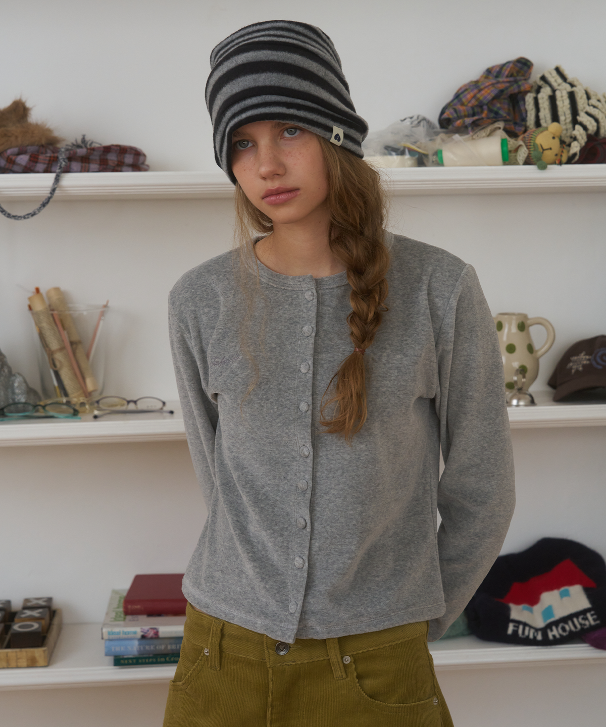 펀프롬펀(FUNFROMFUN) Buttons Velour Cardigan, Melange Grey