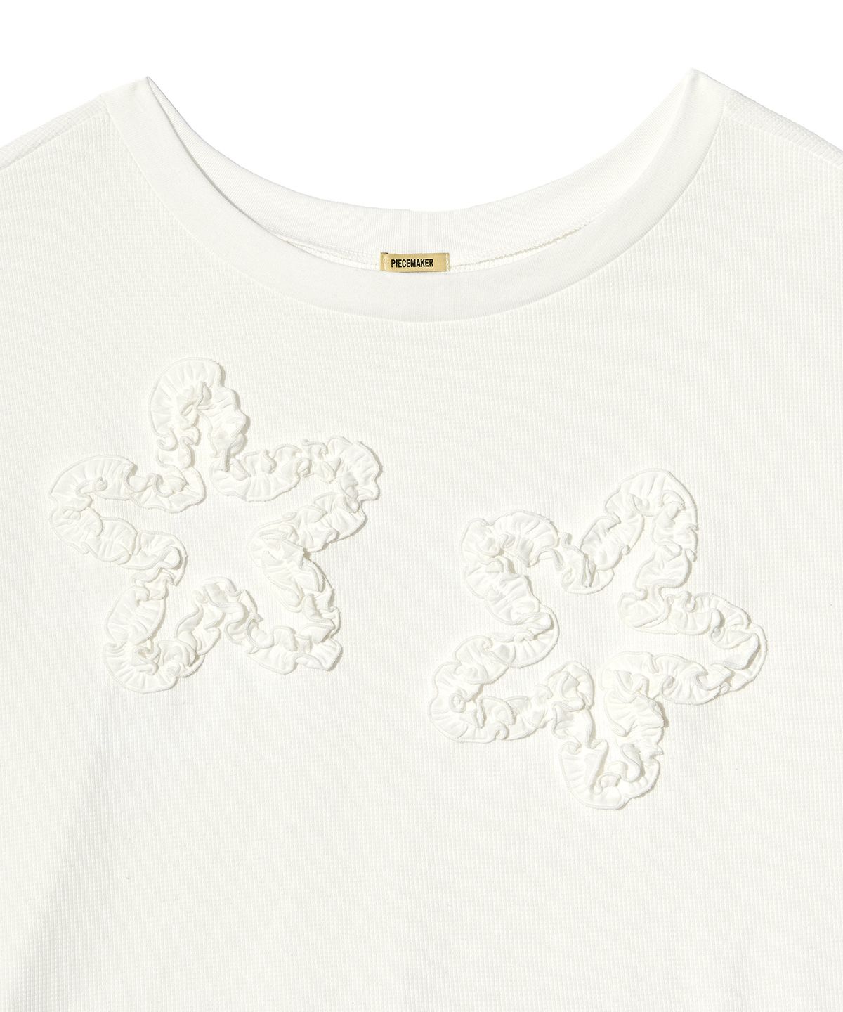 피스메이커(PIECE MAKER) FLOWER OFF-SHOULDER WAFFLE LS (WHITE)