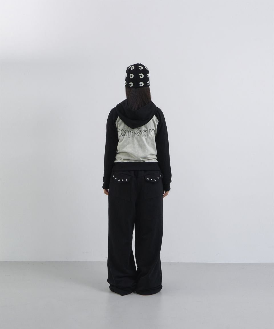 MUSINSA公式 | TANSANMAGNESIUM スタッズスウェットパンツ（ブラック）