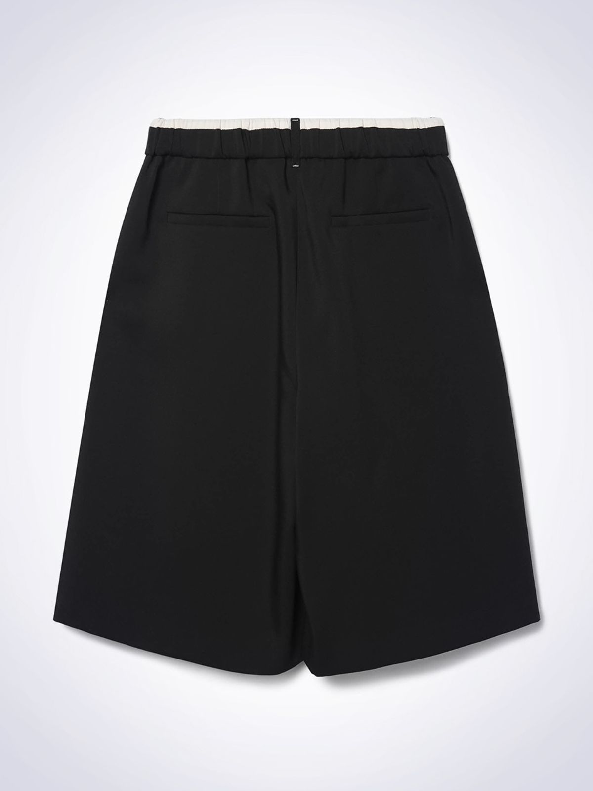하우스공칠이씨(HAUS072C) ONE TUCK BERMUDA PANTS BLACK