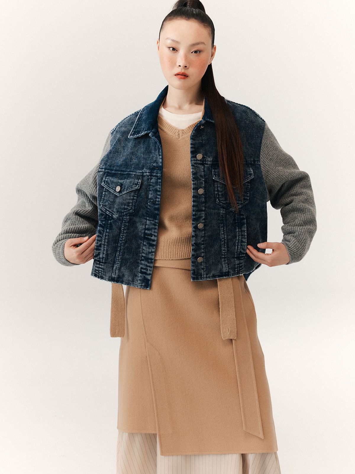 하우스공칠이씨(HAUS072C) NOI CORDUROY KNIT JACKET BLUE