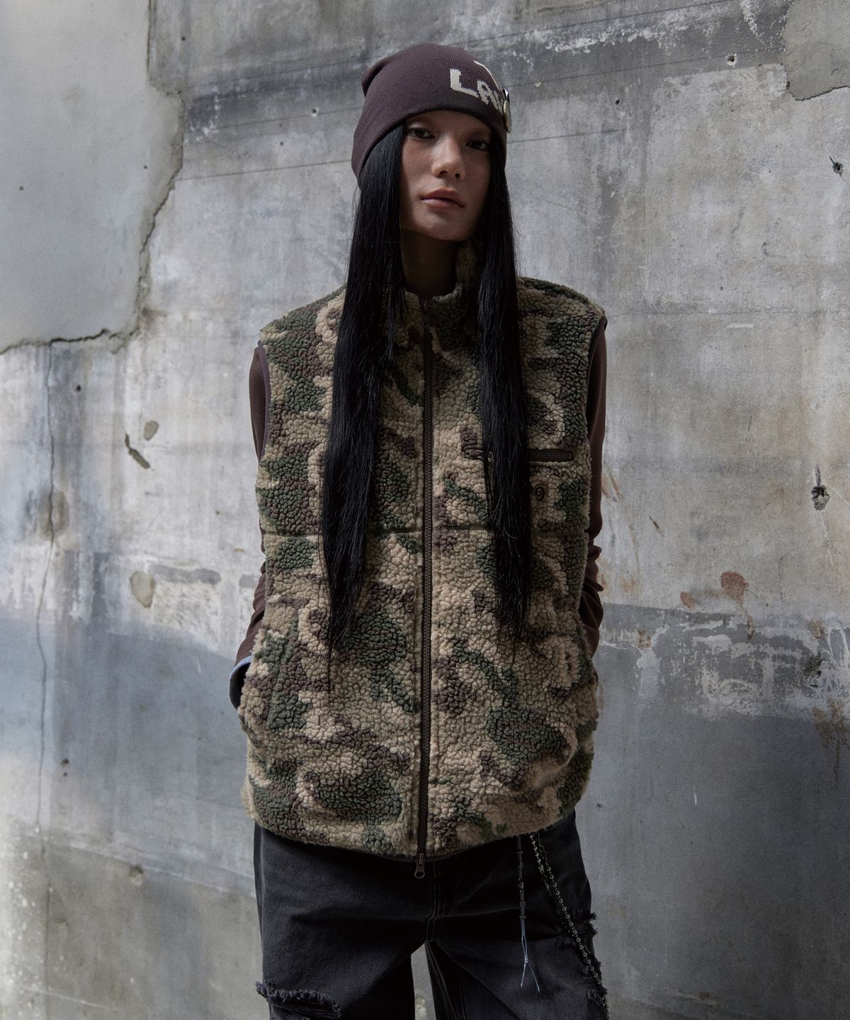 토니로렌스(TONY LAWRENCE) 카모 플리스 쉐르파 베스트 브라운