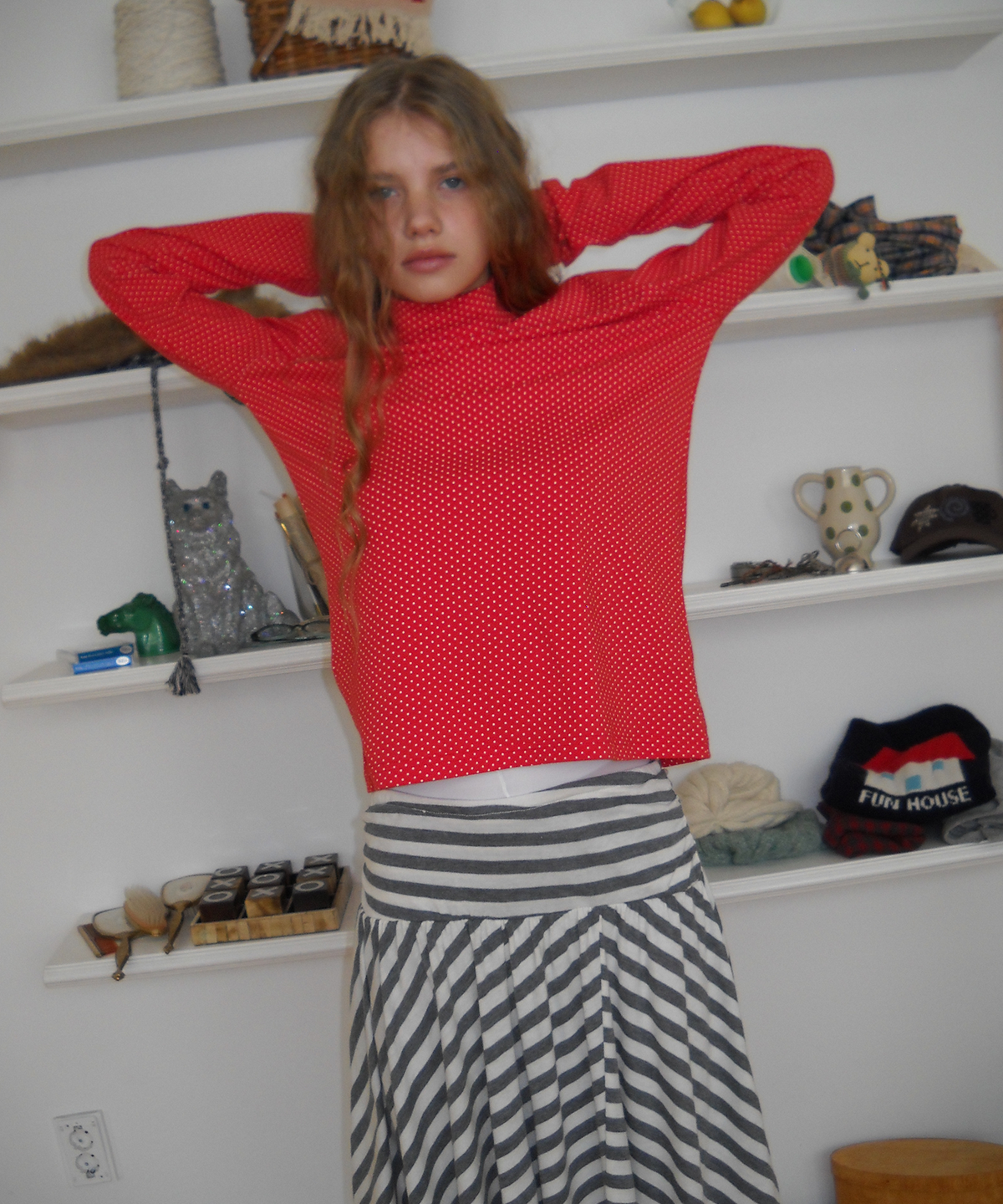 펀프롬펀(FUNFROMFUN) Playful Dotted Turtleneck, Red