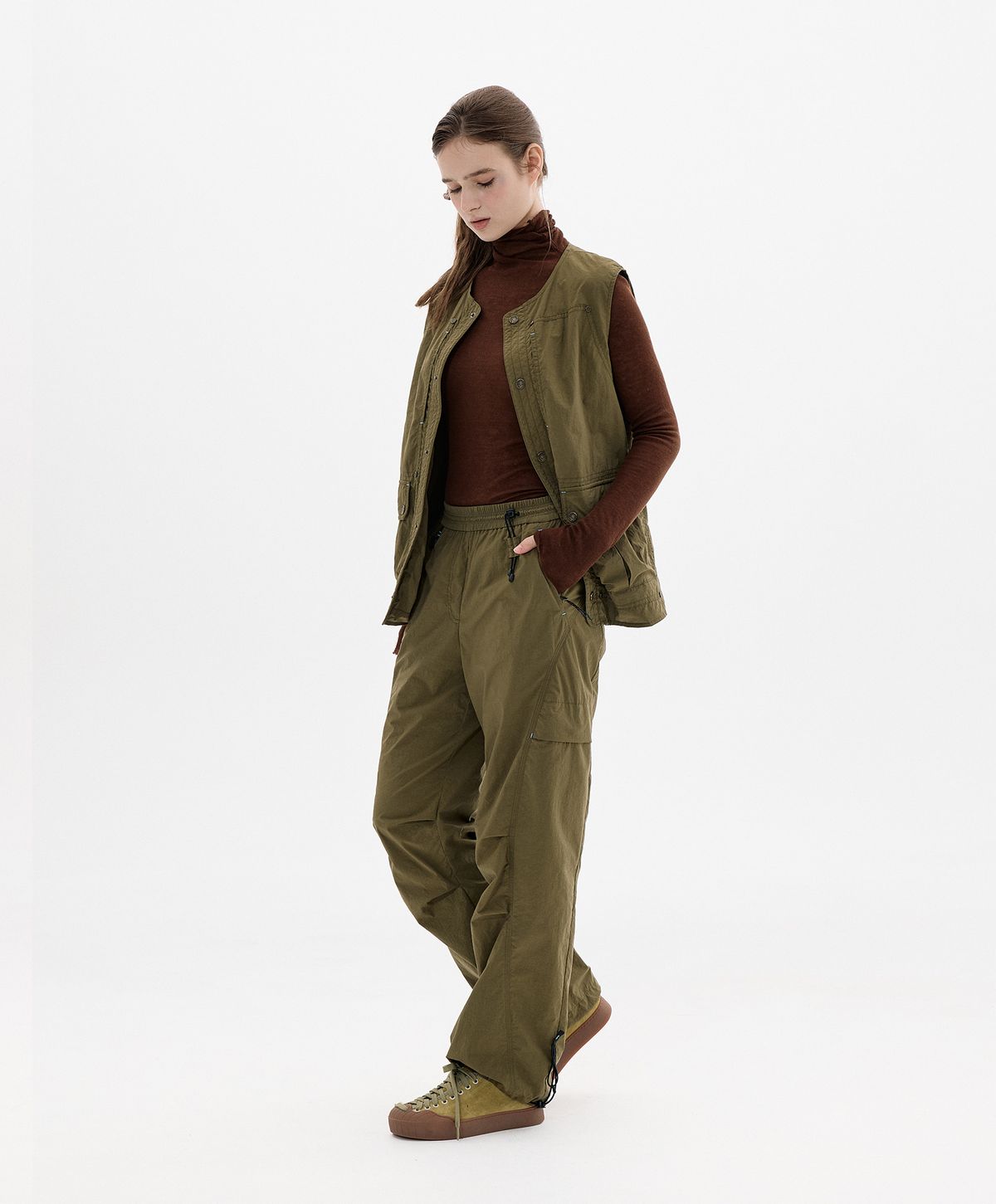 누크피터(NUUKFITTER) 838 CURVED STRING PANTS_WOMEN [KHAKI]