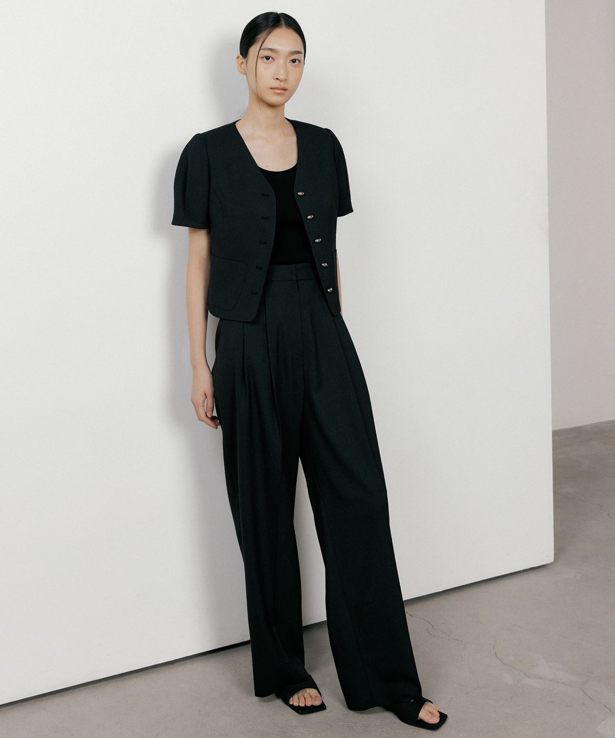 오떼뜨(OCTETTE) TWO TUCK TROUSER_2COLOR