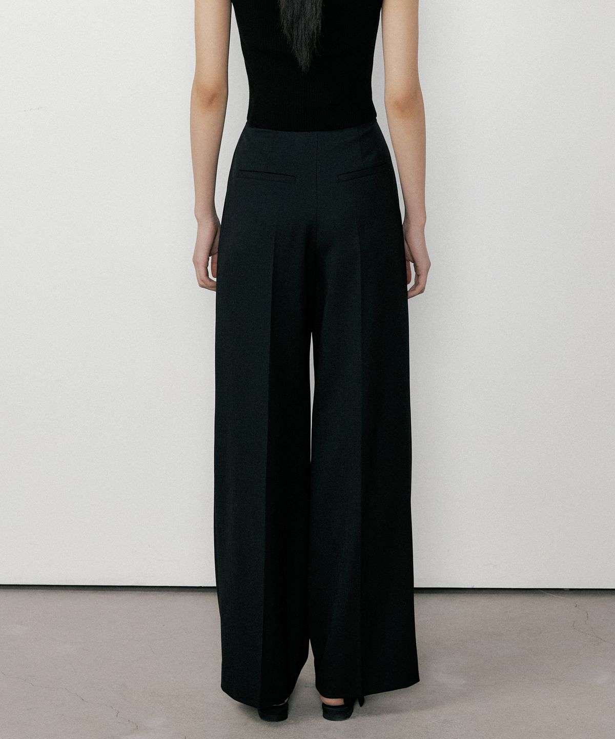 오떼뜨(OCTETTE) TWO TUCK TROUSER_2COLOR