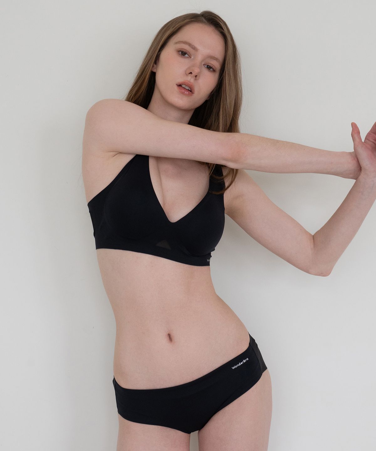 원더브라(WONDERBRA) 볼륨 심리스 브라팬티 세트 (3colors)