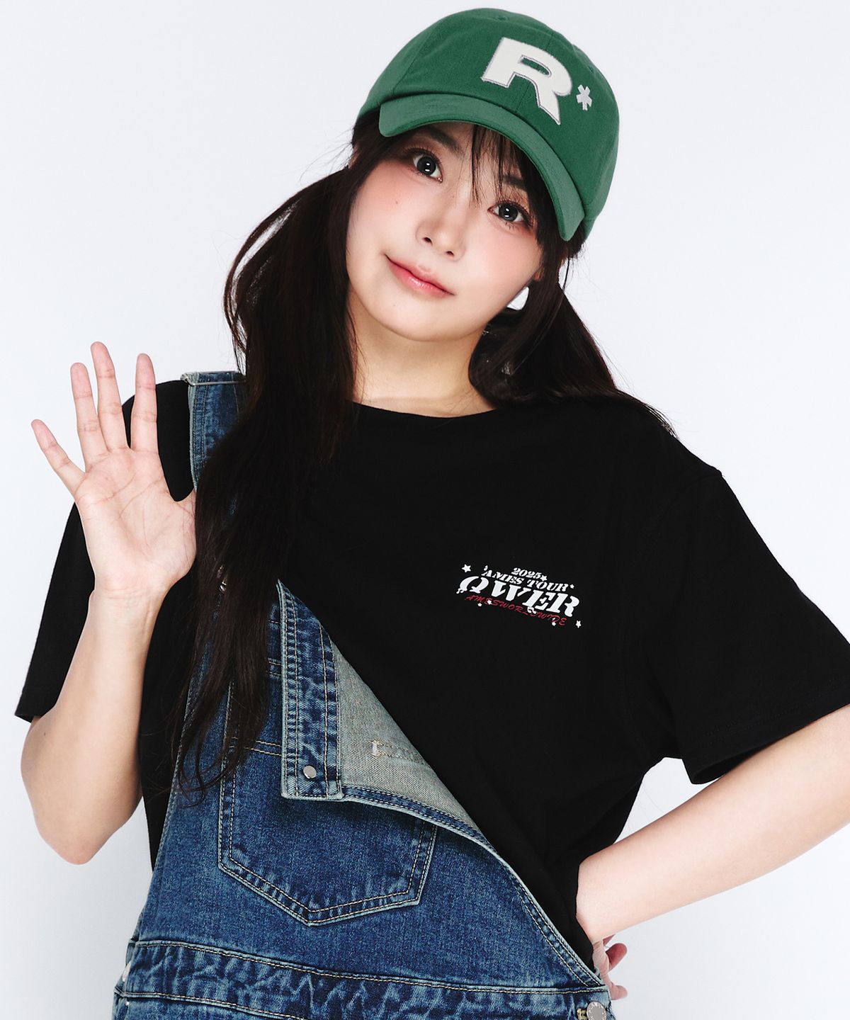 아메스 월드와이드(AMES-WORLDWIDE) QWER WORLD TOUR TEE BLACK