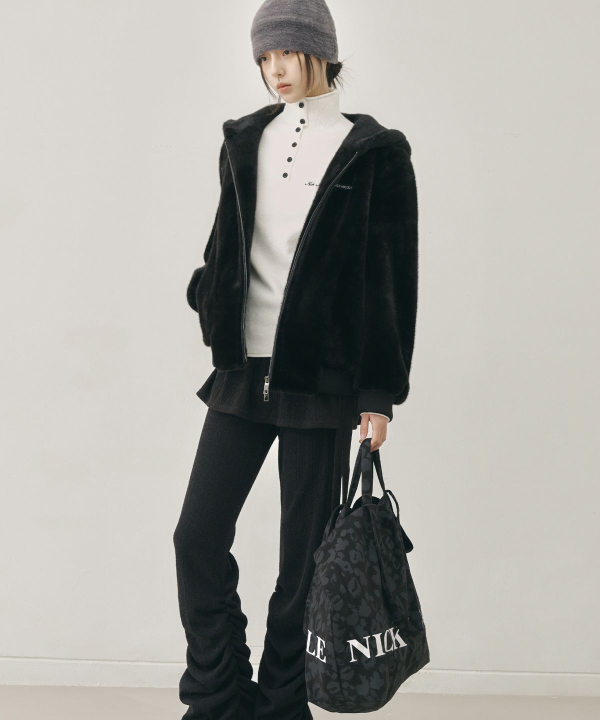 닉앤니콜(NICK&NICOLE) LEOPARD TWOWAY CORDUROY ECOBAG_BLACK