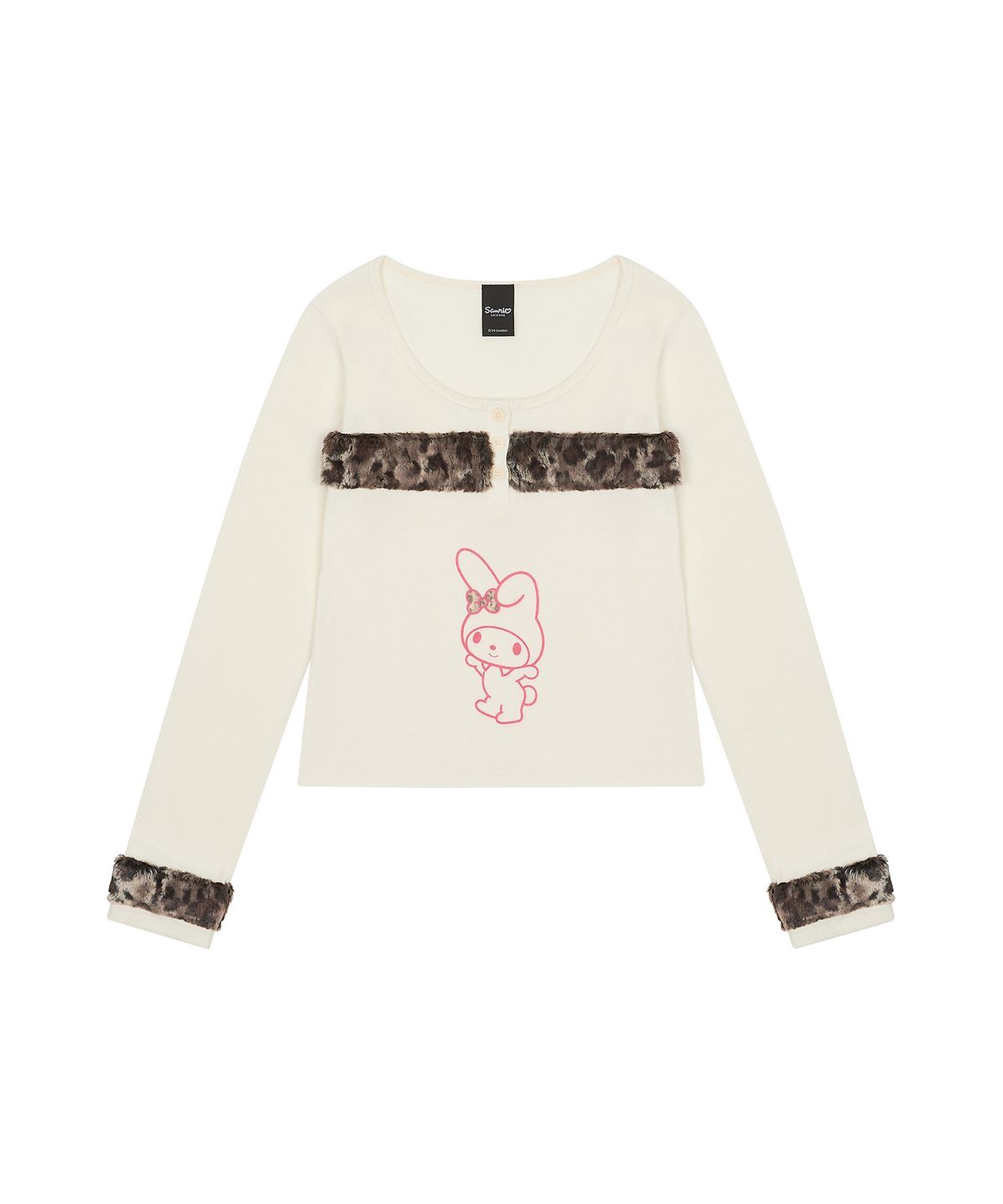 러브이즈트루(LUVISTRUE) [MY MELODY] FUR BUTTON SLEEVE TEE(WHITE)