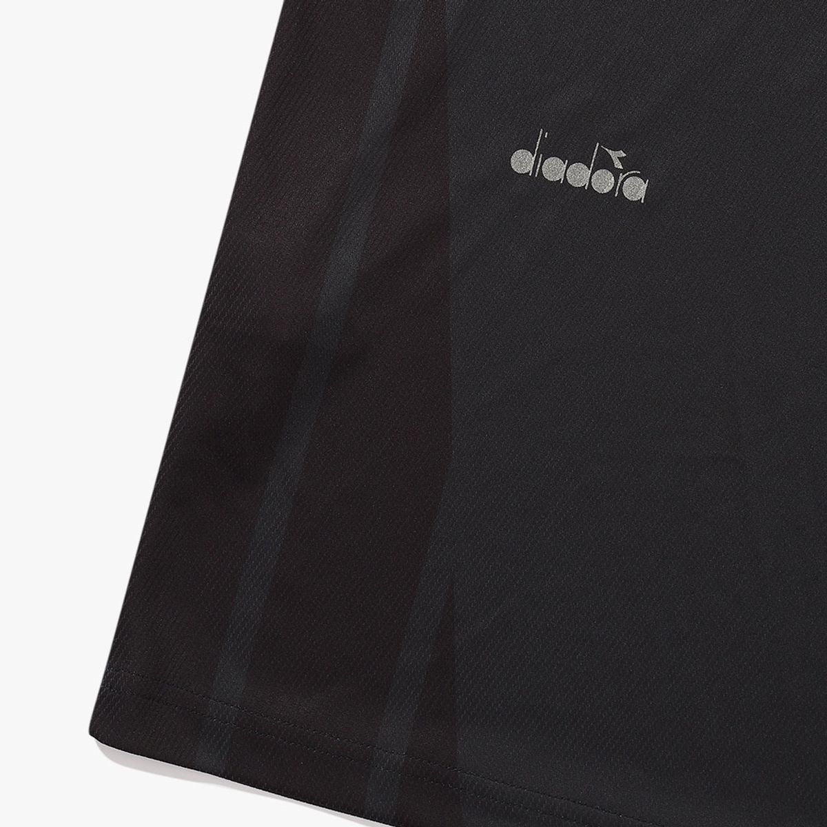 디아도라(diadora) 헤리티지 저지 러닝 반팔 티셔츠 BLACK
