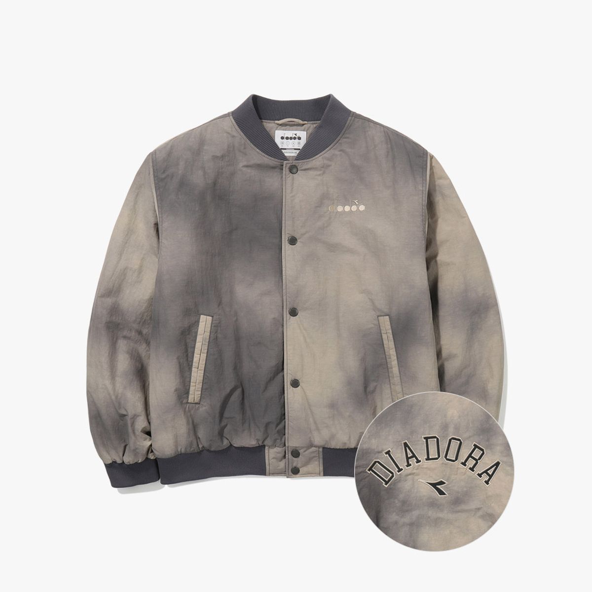 디아도라(diadora) 웨이브다잉 스타디움 자켓 DARK GREY