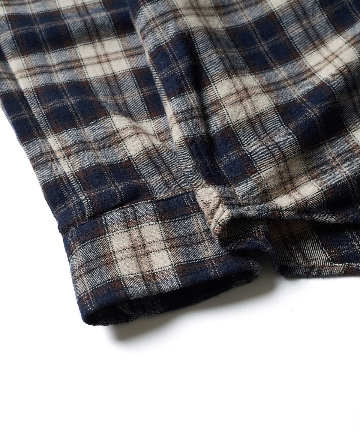 에스파이(ESFAI) ONE POCKET PLAID SHIRT (NAVY)