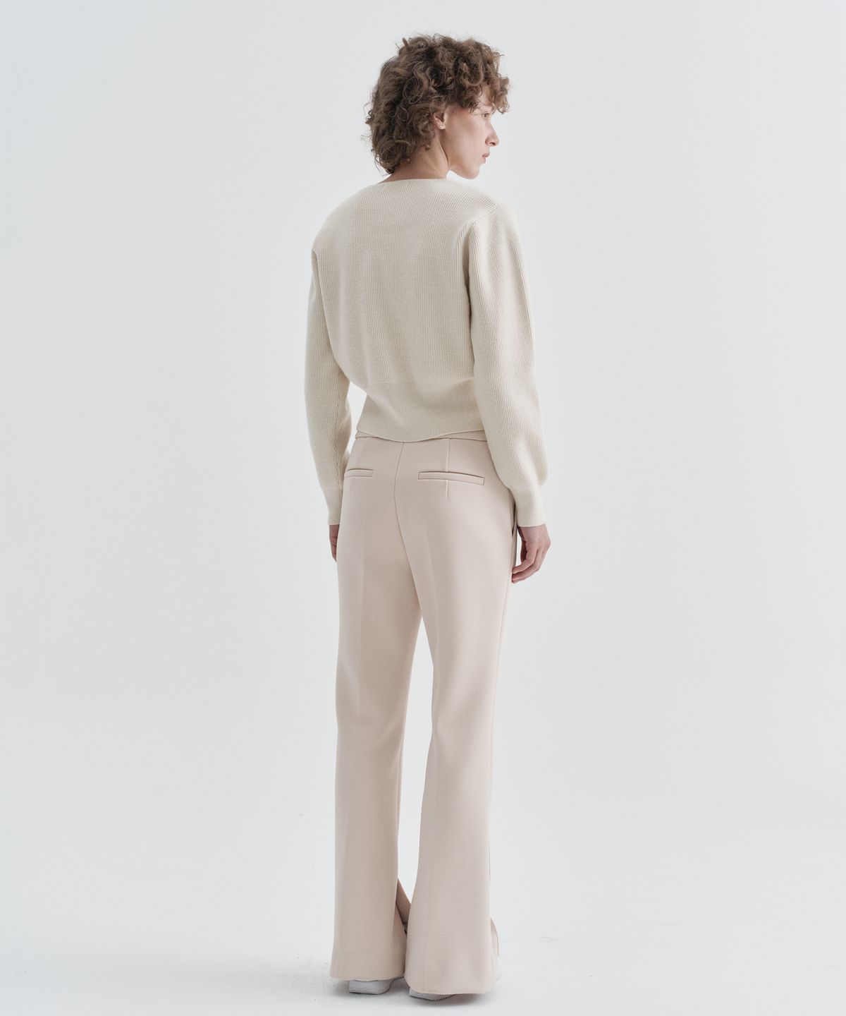 이지오 우먼(EZIO WOMEN) W Corsel Crop Cardigan_Ivory