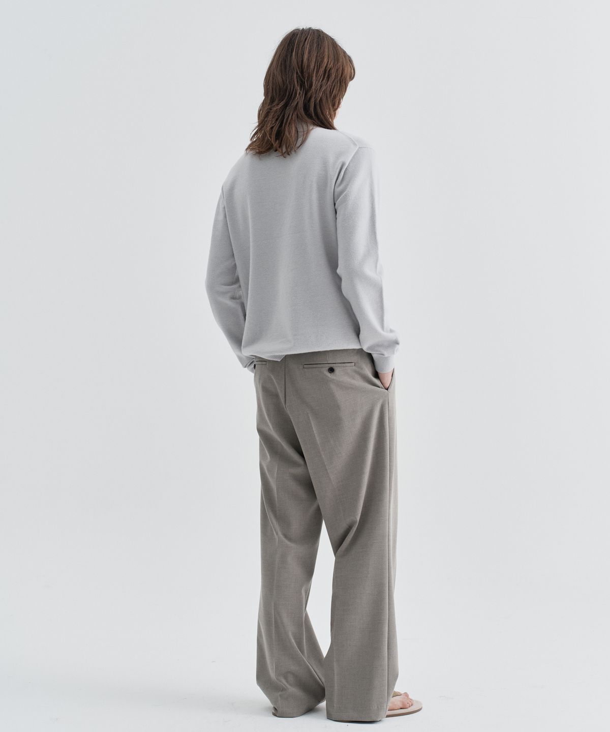 이지오(EZIO) Classic Straight Slacks_Beige