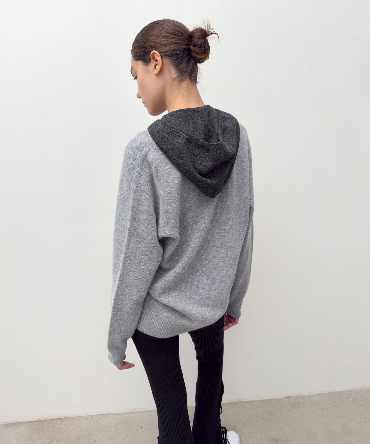 다이애그널(DIAGONAL) V NECK CASHMERE KNIT (grey)