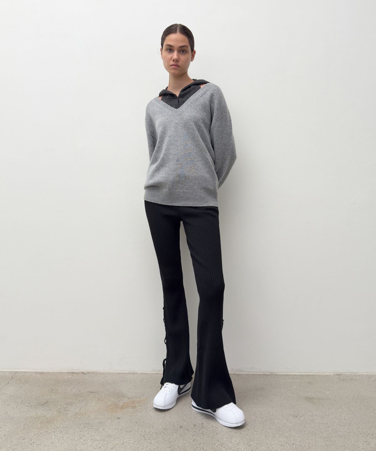 다이애그널(DIAGONAL) V NECK CASHMERE KNIT (grey)