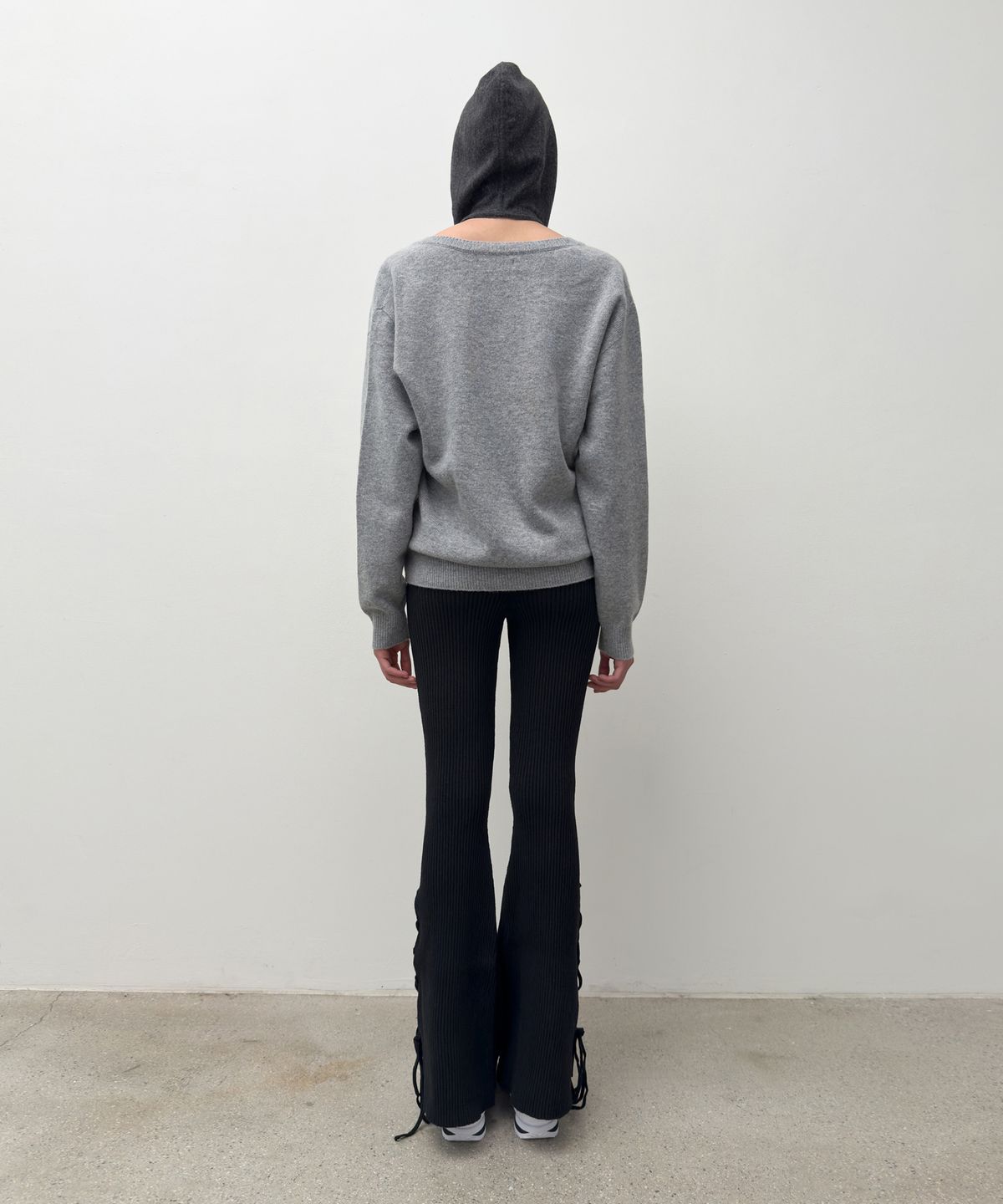 다이애그널(DIAGONAL) V NECK CASHMERE KNIT (grey)