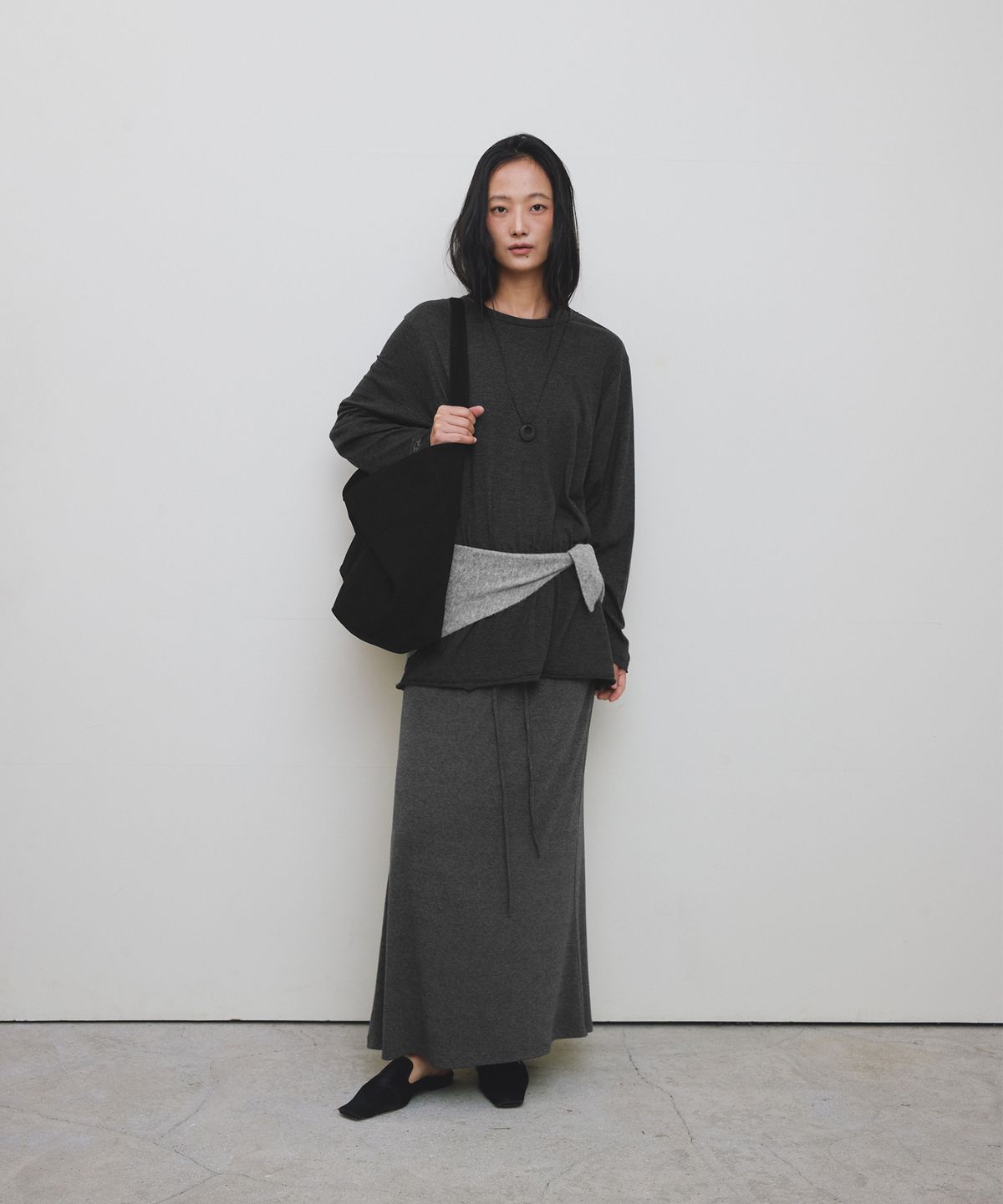 로우타이드(LOW TIDE) SUEDE URBAN BAG [BLACK]