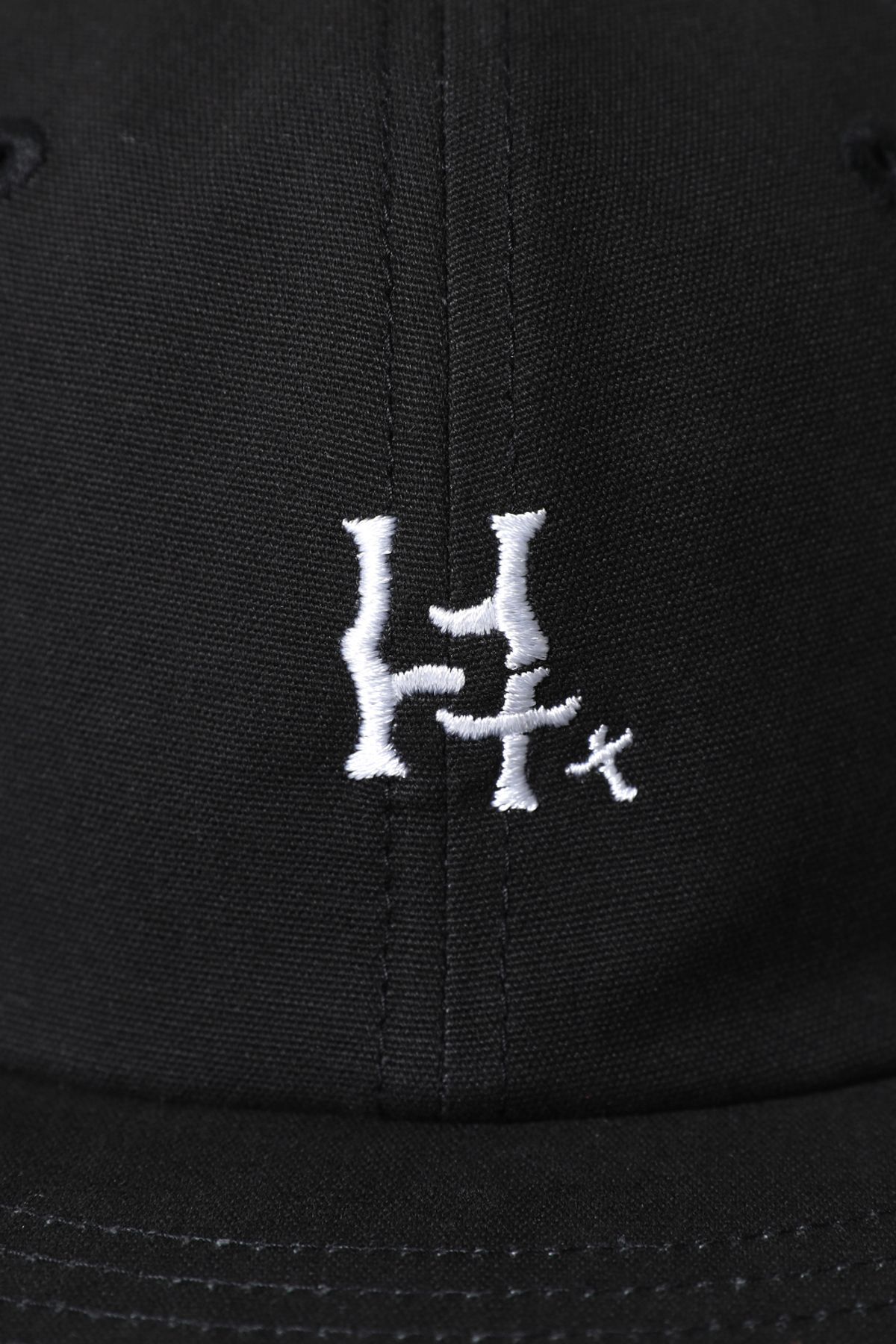 홀리선(HORLISUN) Crest Logo Adjustable Ballcap Black