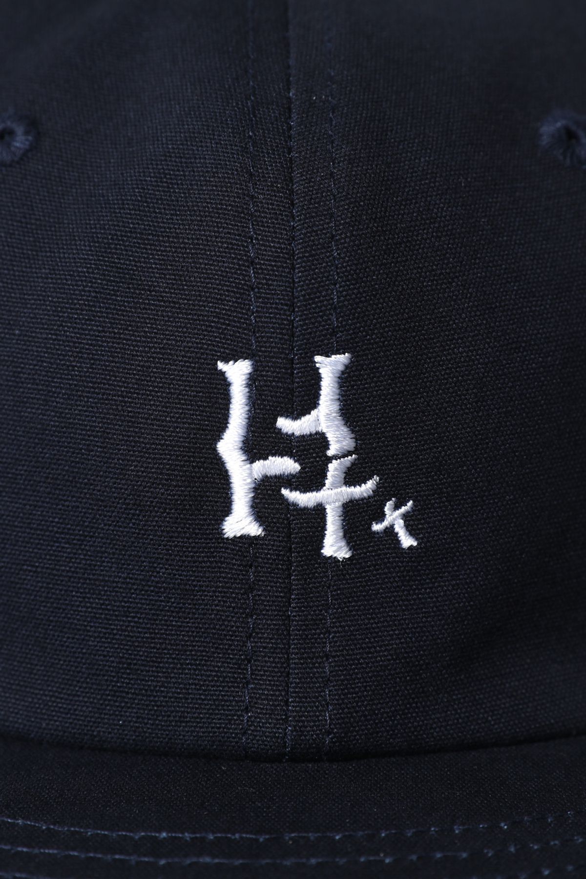 홀리선(HORLISUN) Crest Logo Adjustable Ballcap Navy