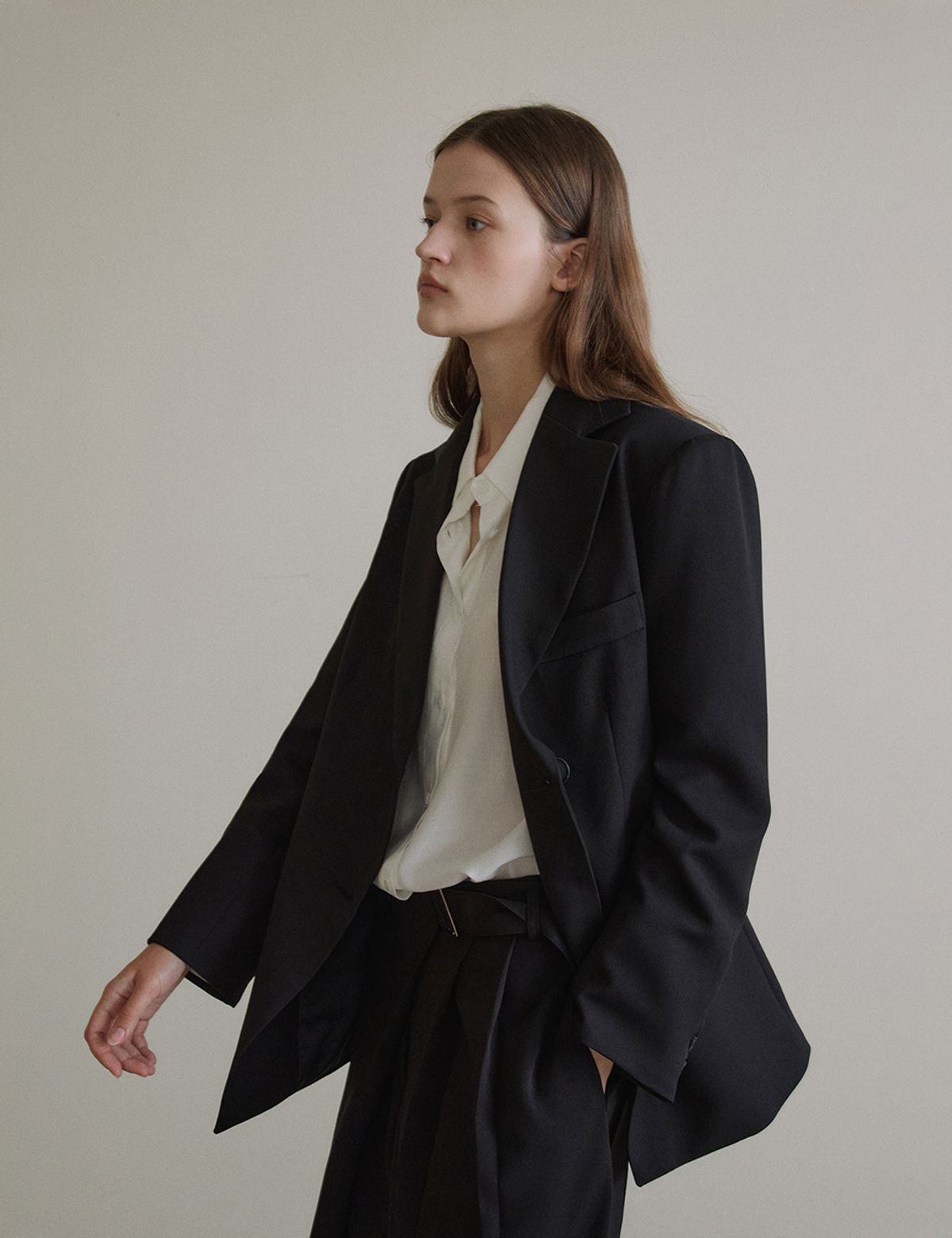 더엘로(THEELO) Slant Double Jacket (Black)