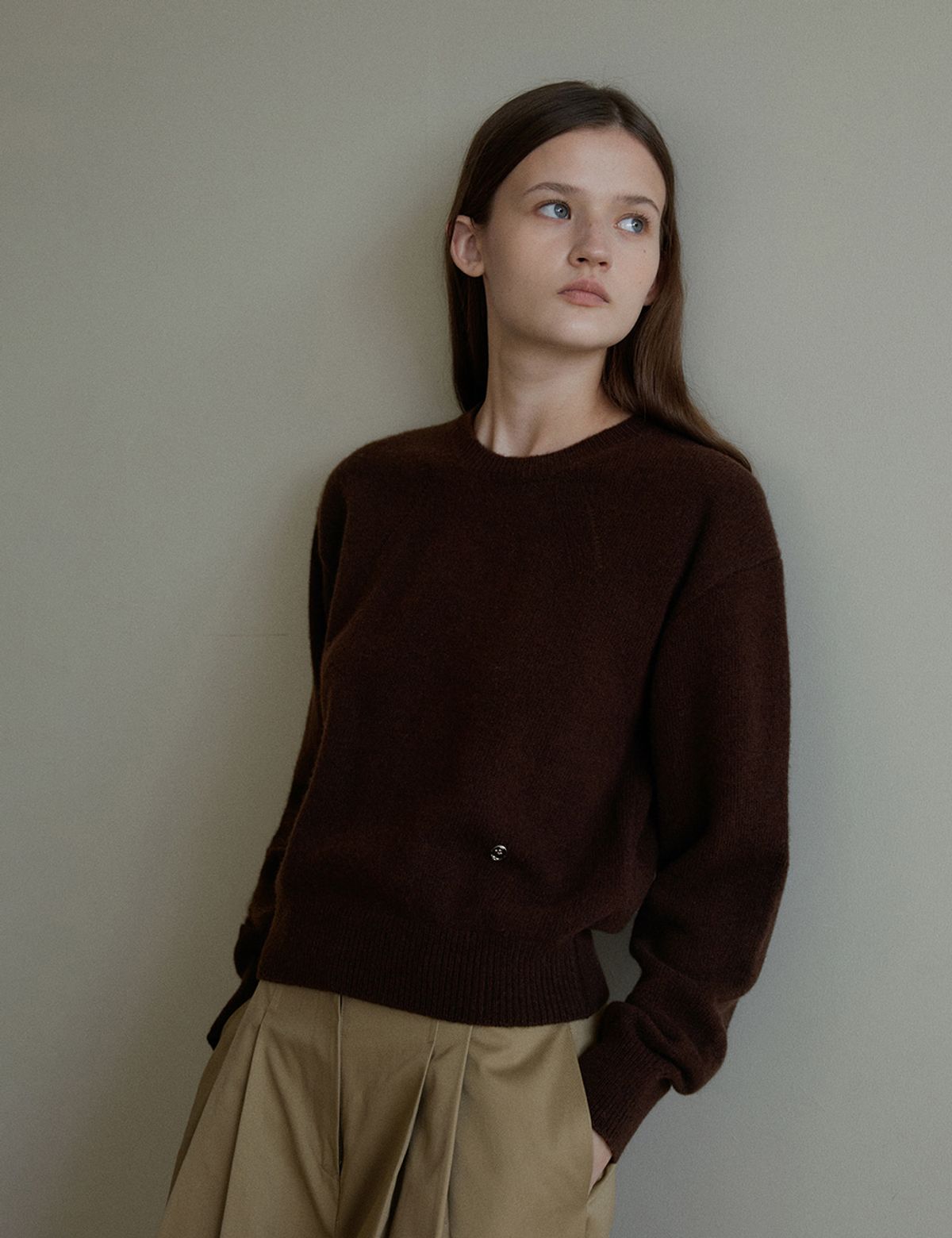 더엘로(THEELO) Yak Round Knit (Brown)