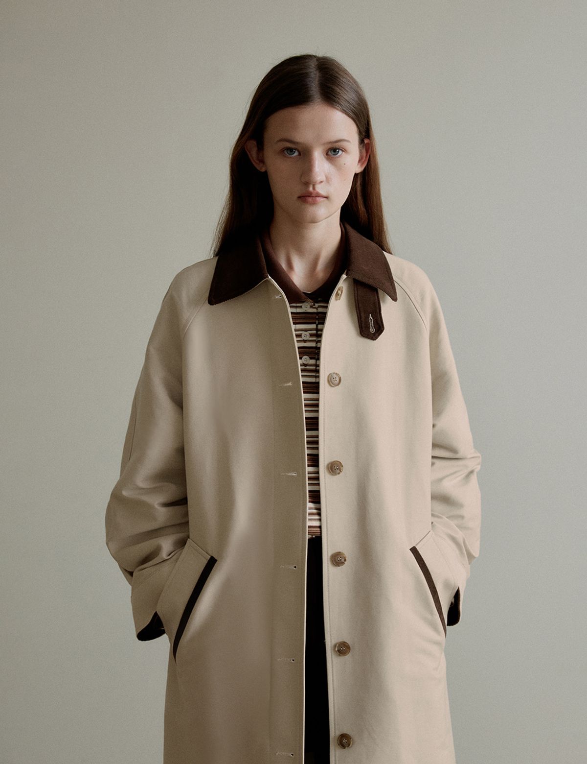 더엘로(THEELO) Two-Tone Trench Jacket (Beige)