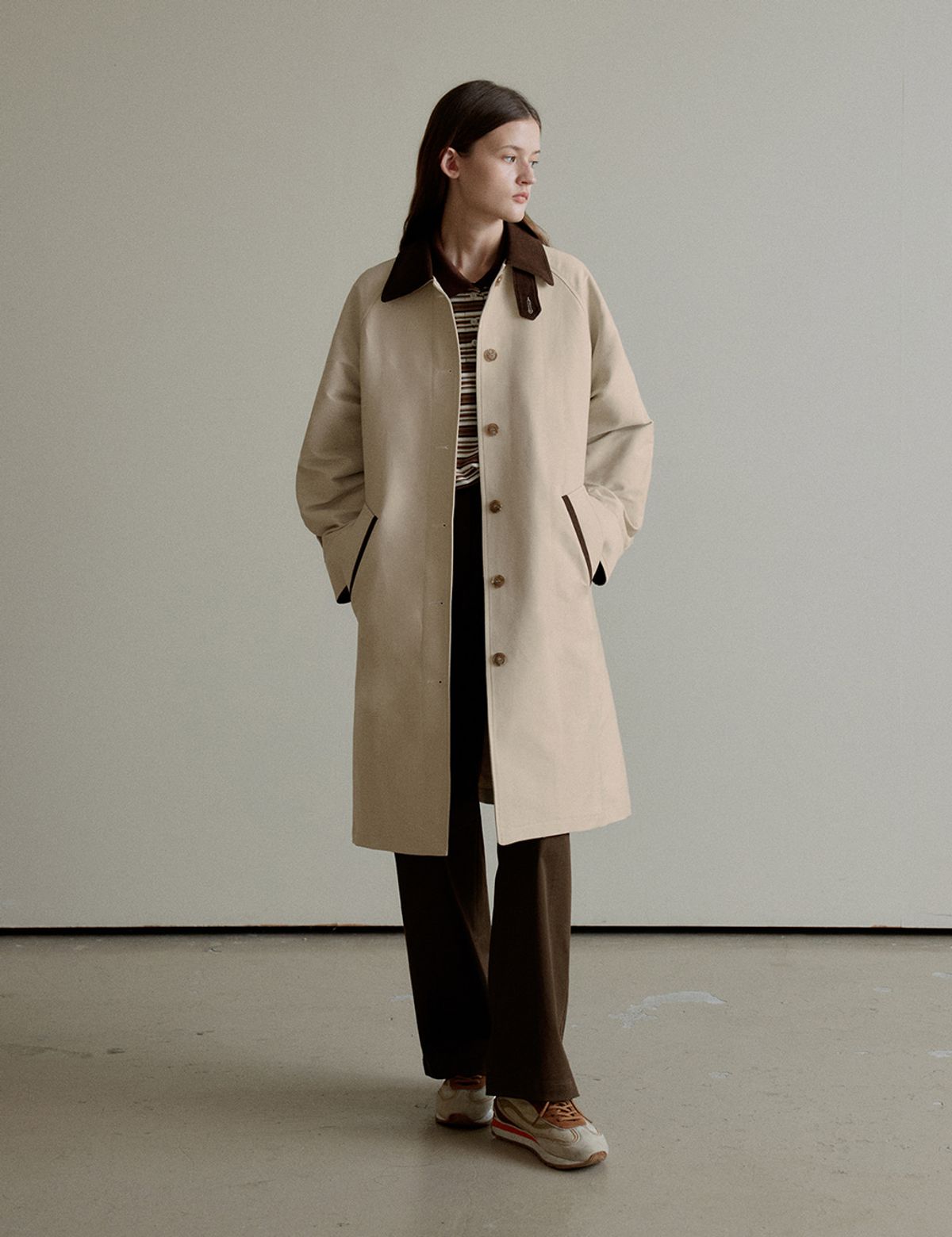 더엘로(THEELO) Two-Tone Trench Jacket (Beige)