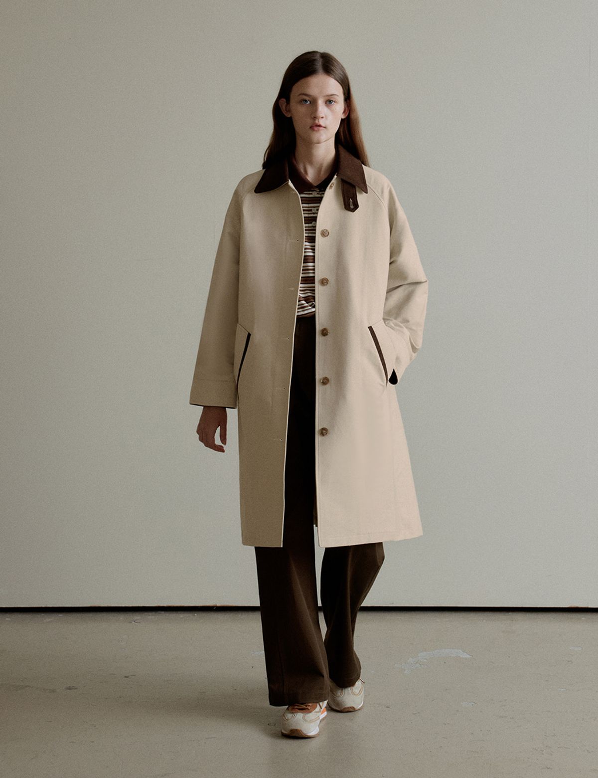 더엘로(THEELO) Two-Tone Trench Jacket (Beige)