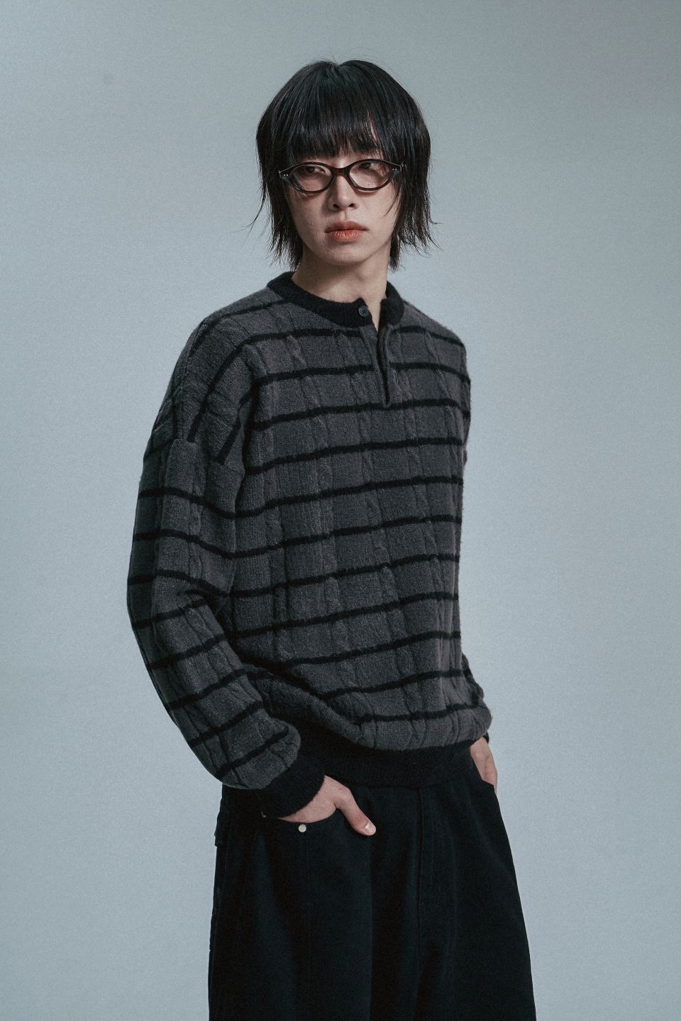 MUSINSA公式 | MOO ソフトストライプヘンリーネックニット - ブラック