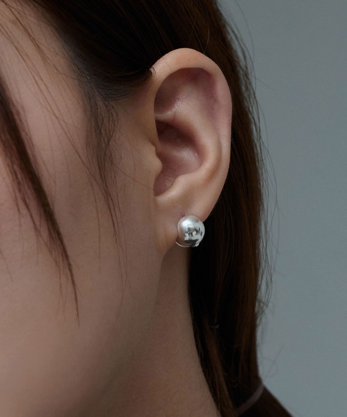 바라두(BARADU) 925 Sling hoop earrings