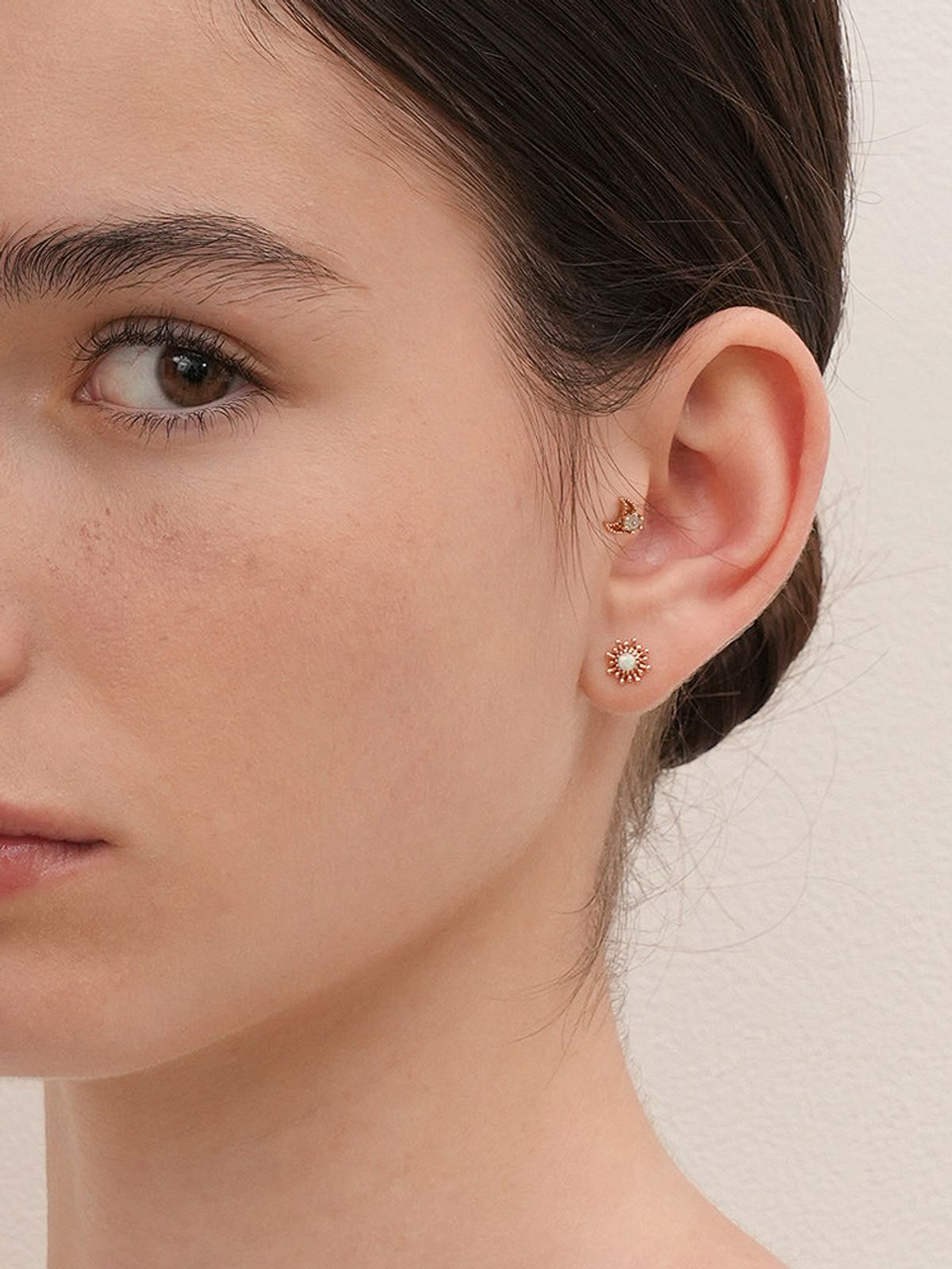 미니멀피어싱(MINIMALPIERCING) 14K 18K 골드문 러프 피어싱 귀걸이