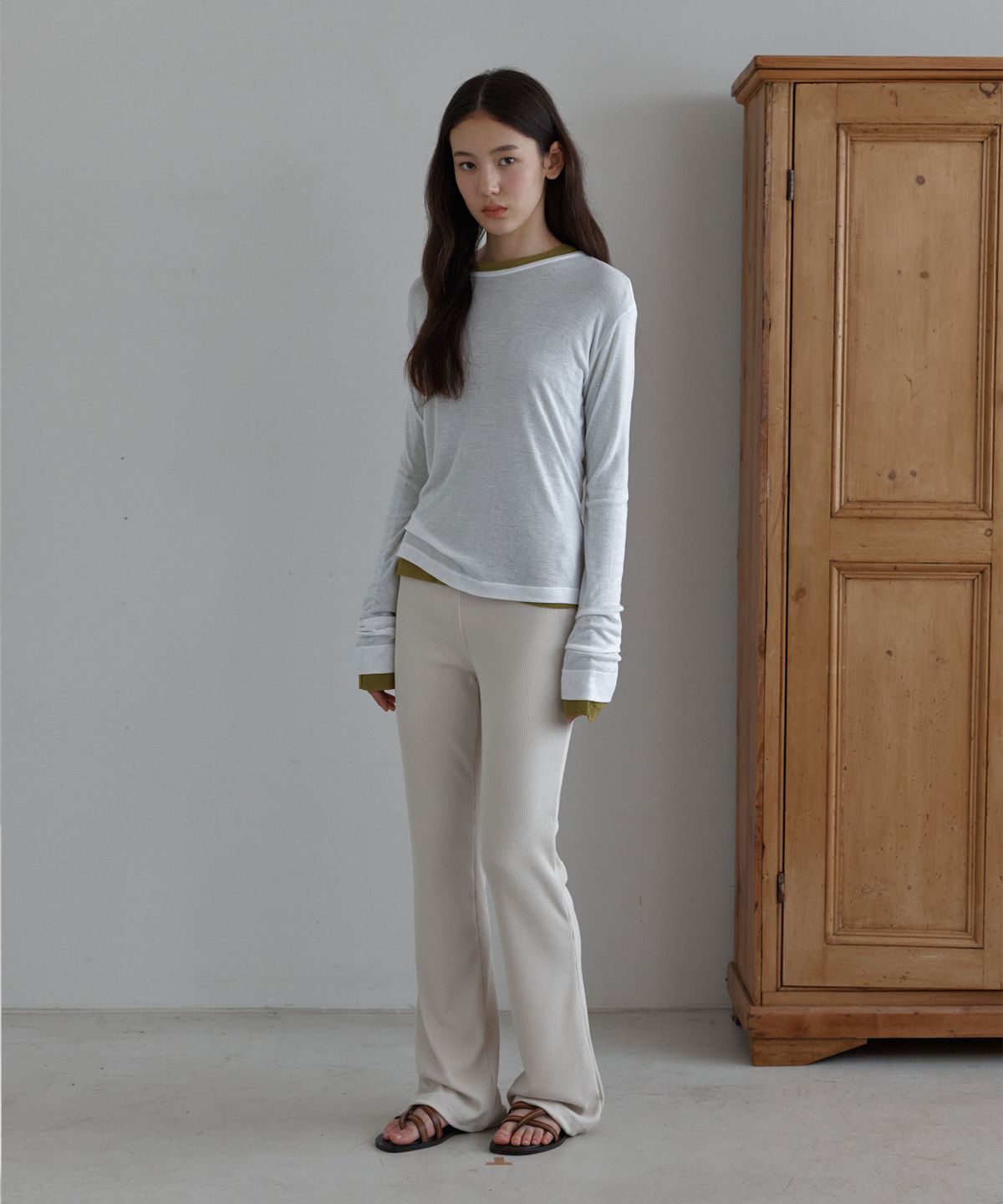 38컴온커먼(38COMEONCOMMON) Sheer Touch Long Sleeve (White)