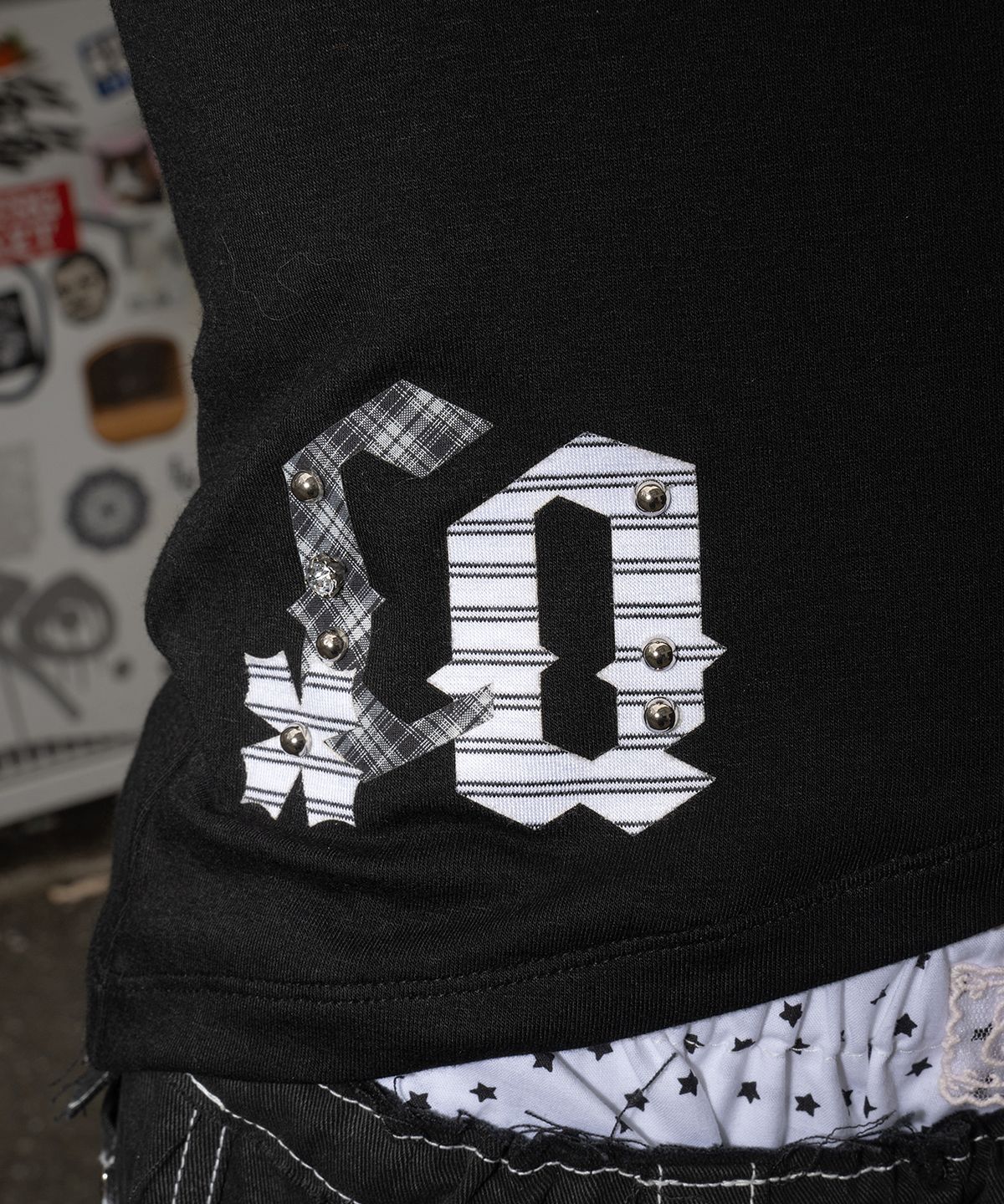 체리퀴리(CHERRYQUIRI) CQ patch stud one shoulder - black
