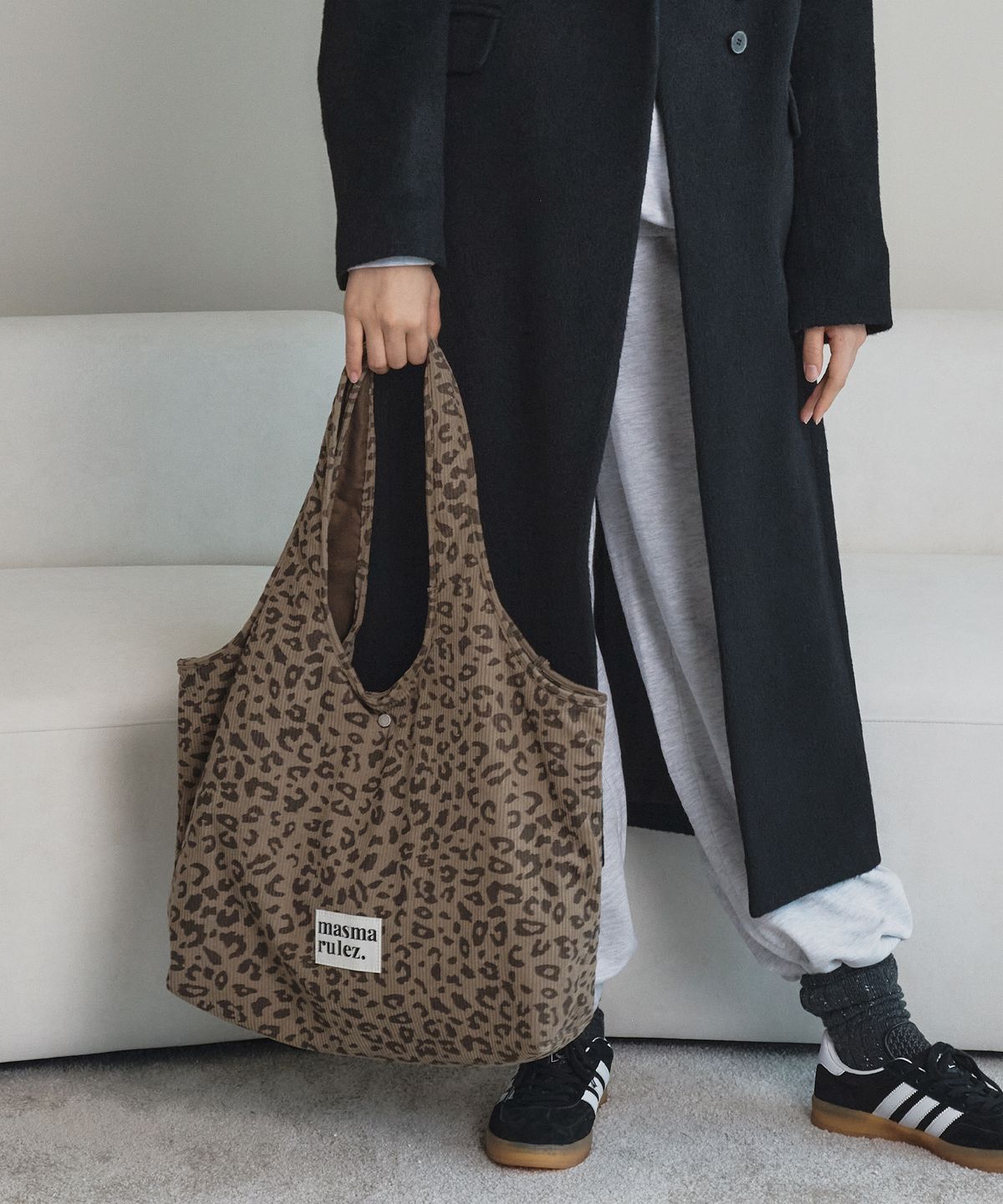 마스마룰즈(MASMARULEZ) Loose fit big shoulder bag_Leopard brown