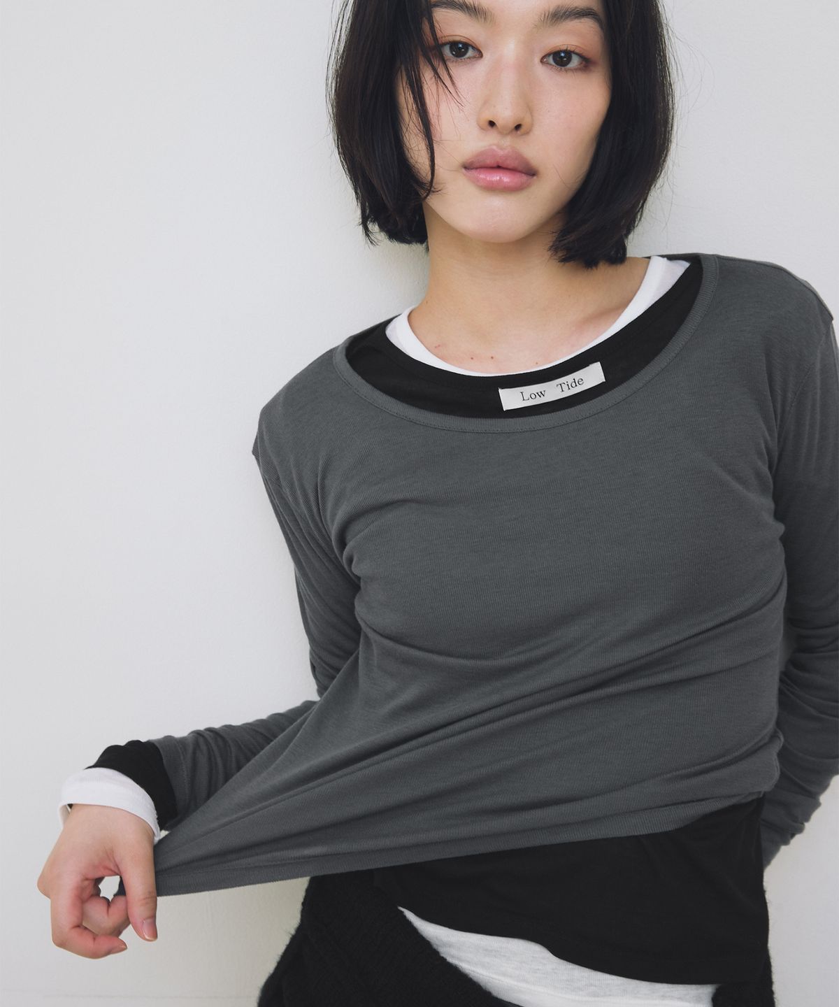 로우타이드(LOW TIDE) LONG SLEEVE T-SHIRT [CHARCOAL]