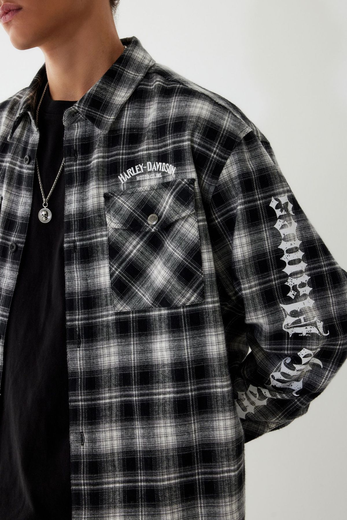 할리데이비슨 컬렉션스®(HARLEY-DAVIDSON COLLECTIONS®) 투 포켓 플란넬 셔츠_블랙 HH15310003