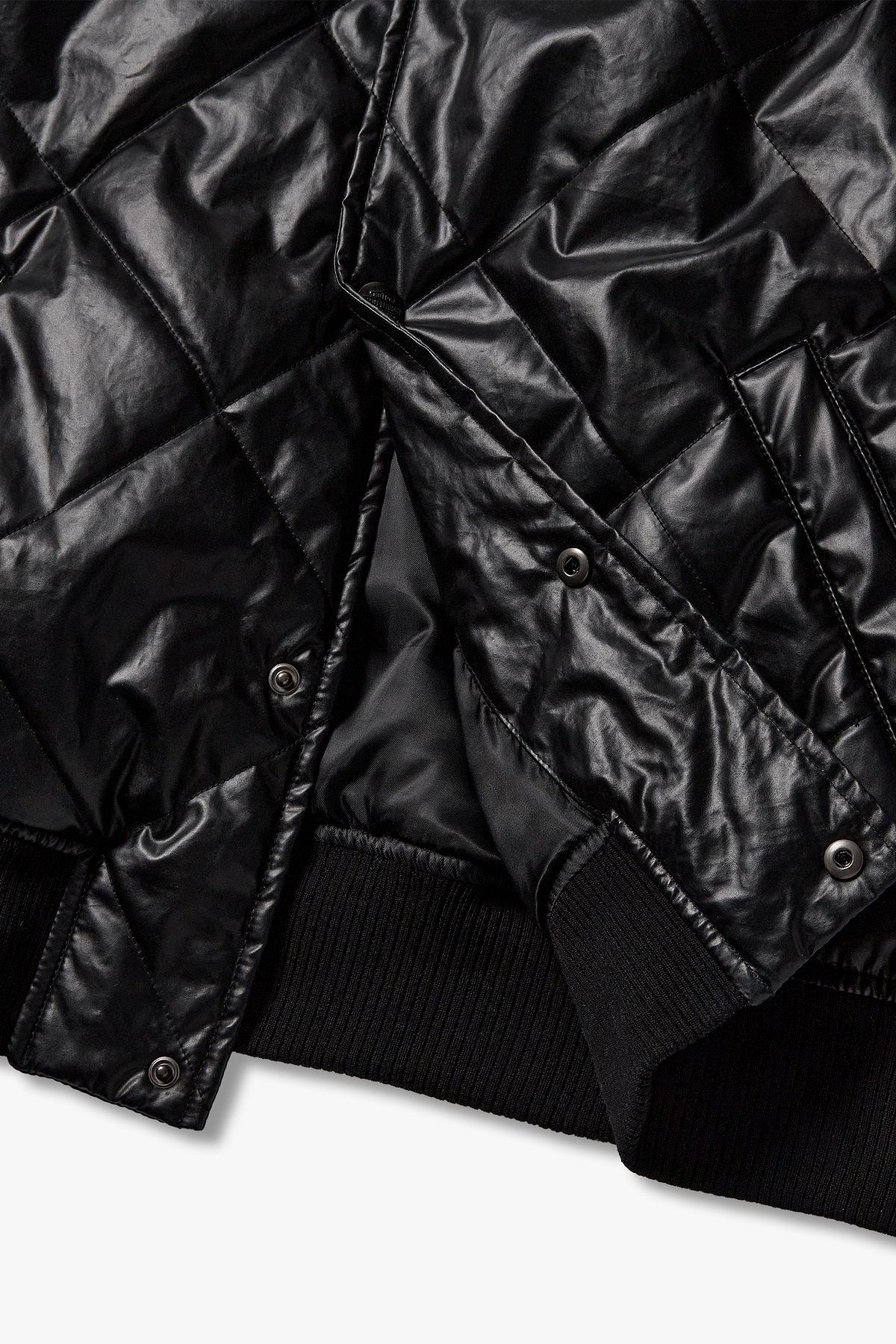 할리데이비슨 컬렉션스®(HARLEY-DAVIDSON COLLECTIONS®) 백 로고 퀼팅 점퍼_블랙 HH15303005