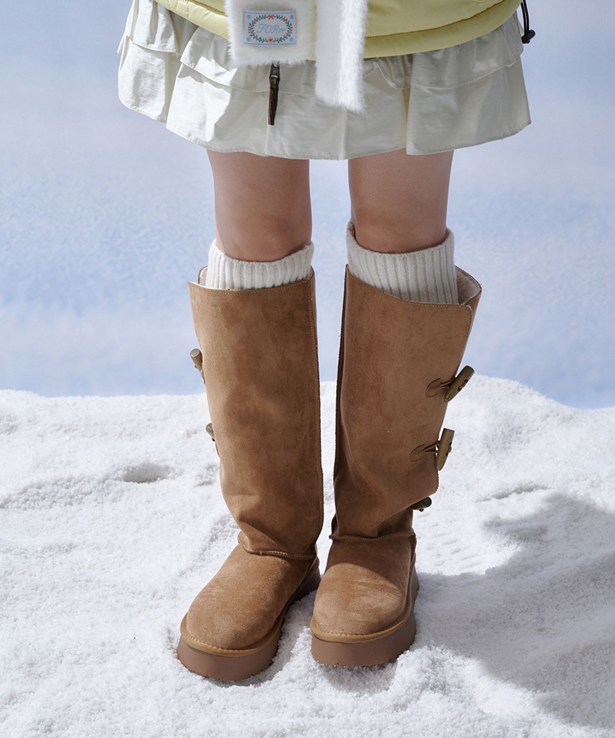 포른른(FORRR) Three Button Fur Long Boots - Chestnut
