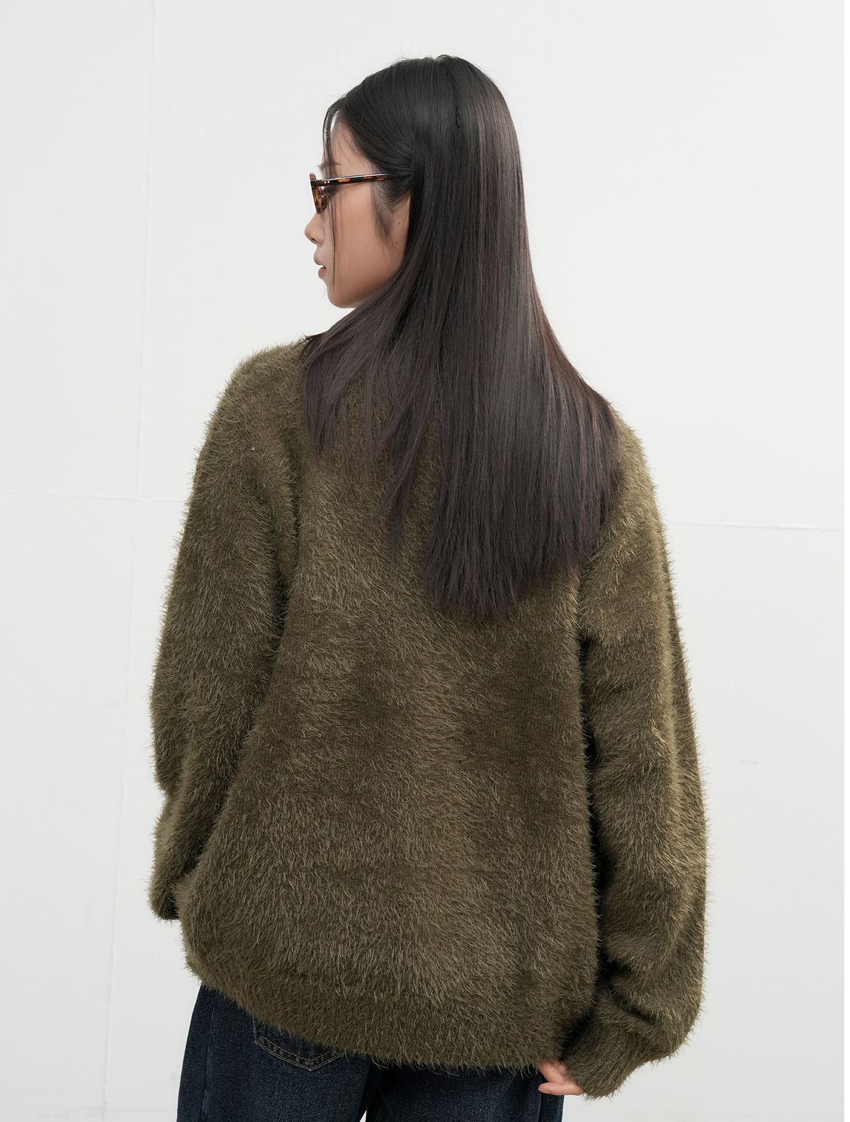 제너럴아이디어(GENERALIDEA) UNISEX 헤어리 집업 카라 가디건 [KHAKI] / SBE4U04009