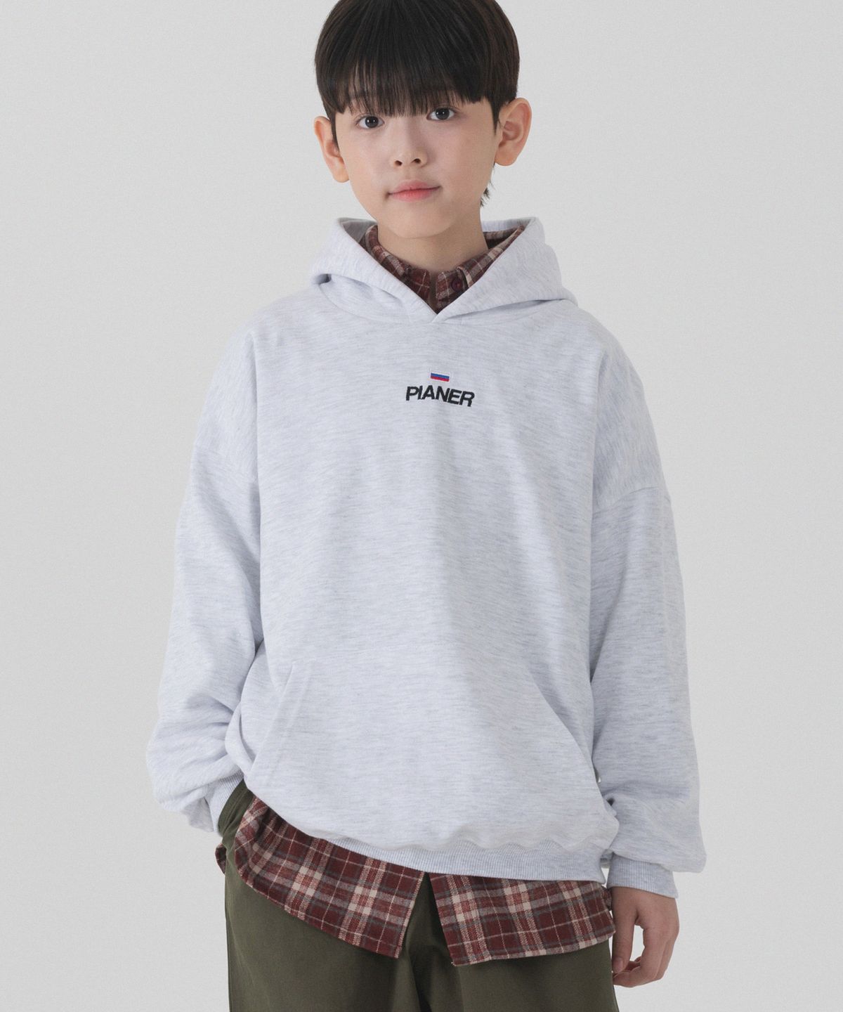 피아네르 키즈(PIANER KIDS) 플래그 자수 오버핏 후드티 (화이트 멜란지)
