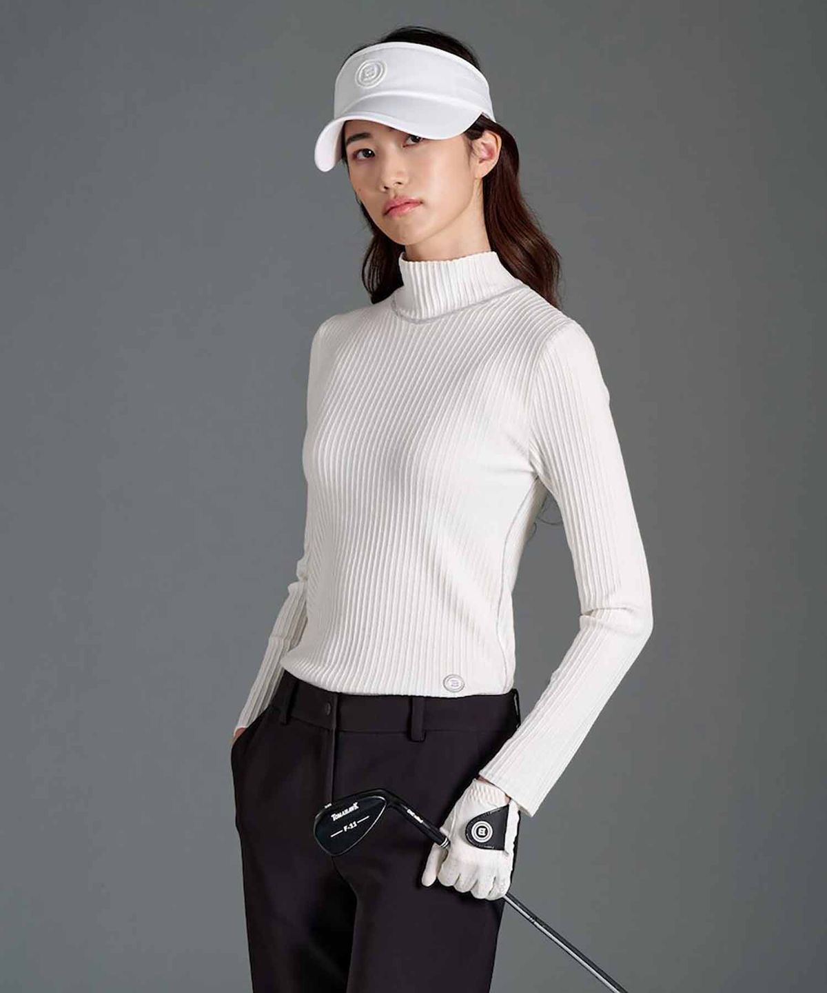 빈폴골프(BEANPOLE GOLF) 여성 하이넥 니트 풀오버 - 아이보리