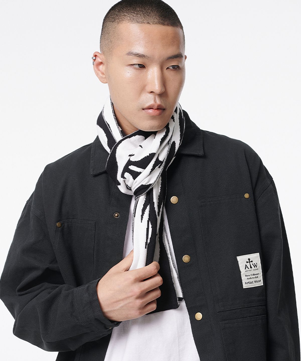 아티스트웨어(ARTISTWEAR) 모노 웨이브 그래픽 머플러